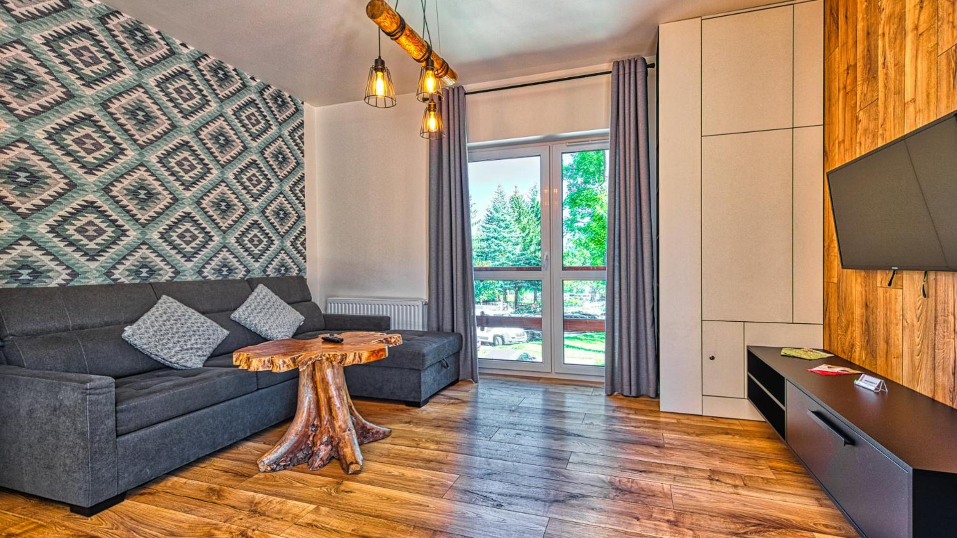 One-Bedroom Apartment - Photo 6