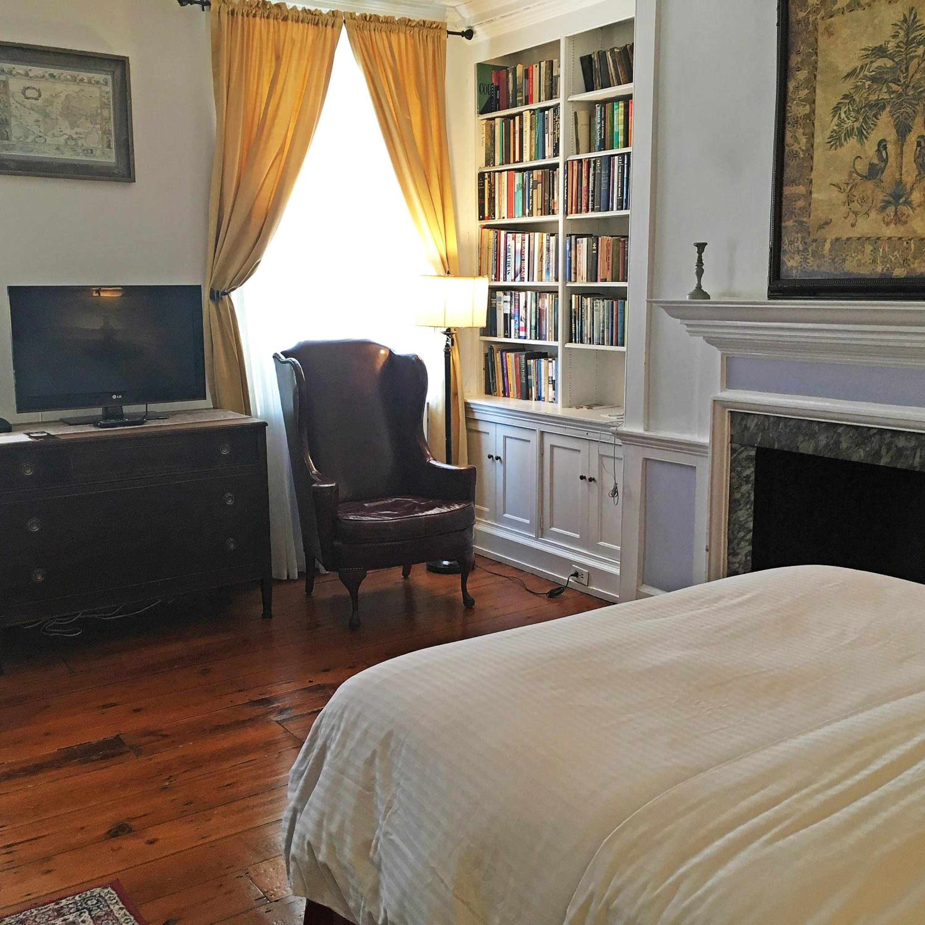Luxury Room 202 Main House - Photo 3