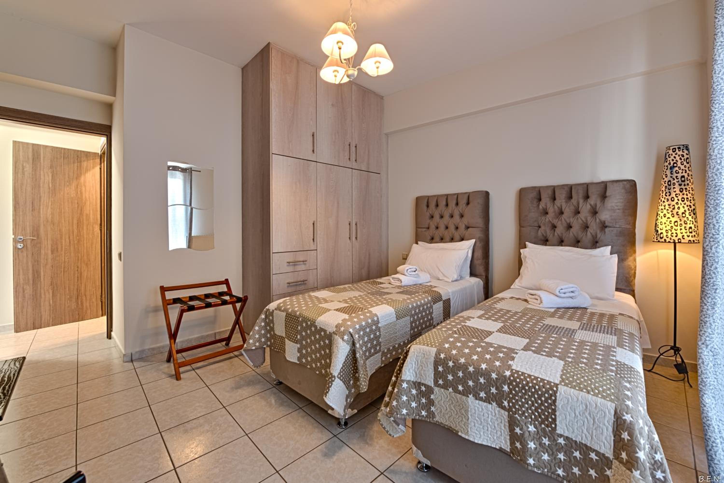 One-Bedroom Apartment - Photo 6