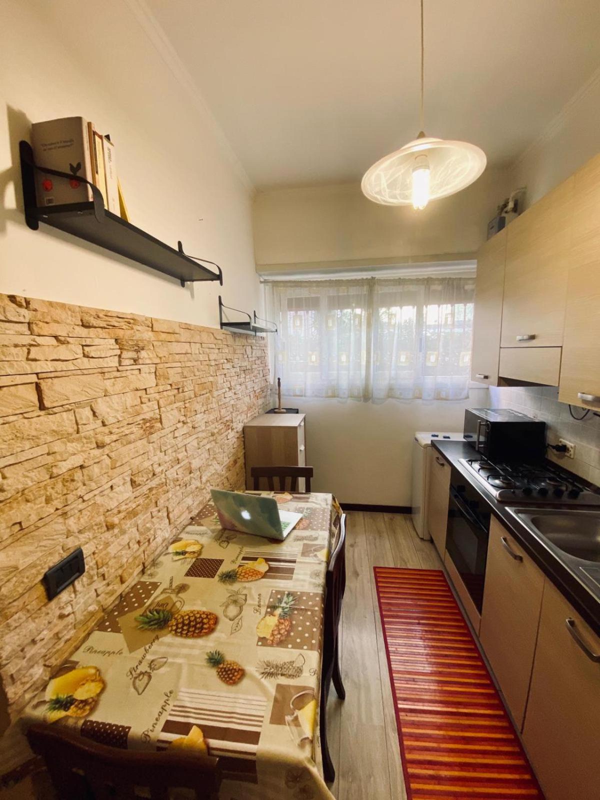 One-Bedroom Apartment - Photo 11
