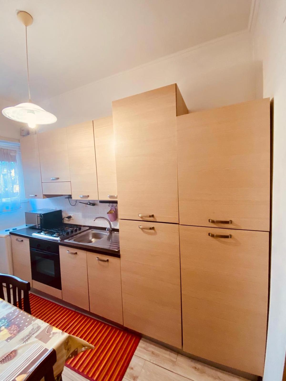 One-Bedroom Apartment - Photo 9