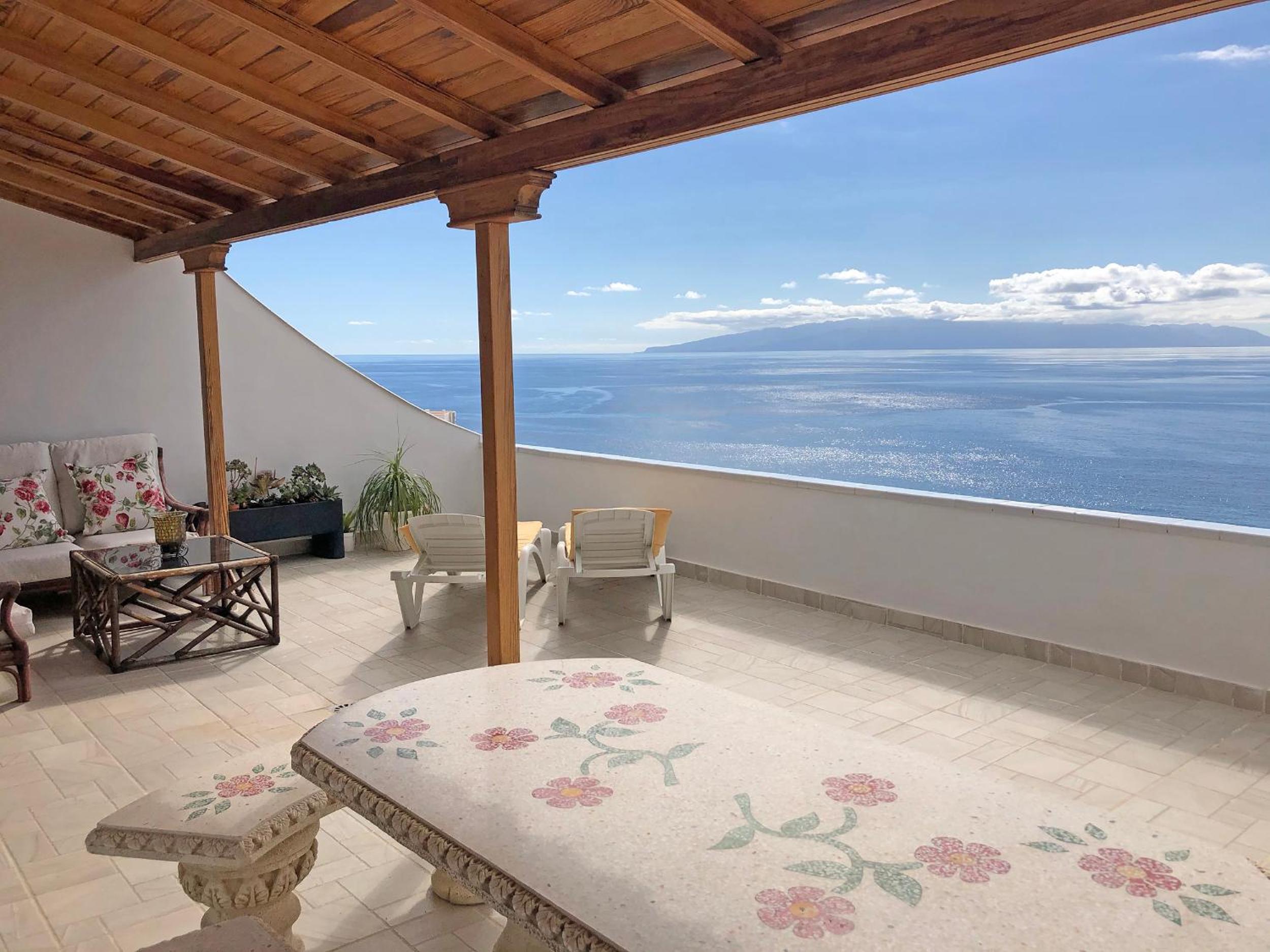 Deluxe Villa photo 2