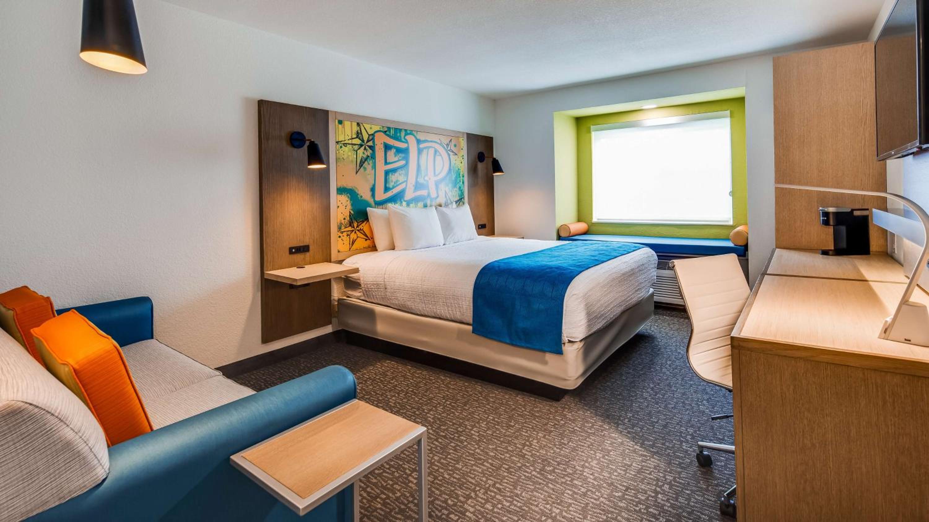 King Room with Sofa