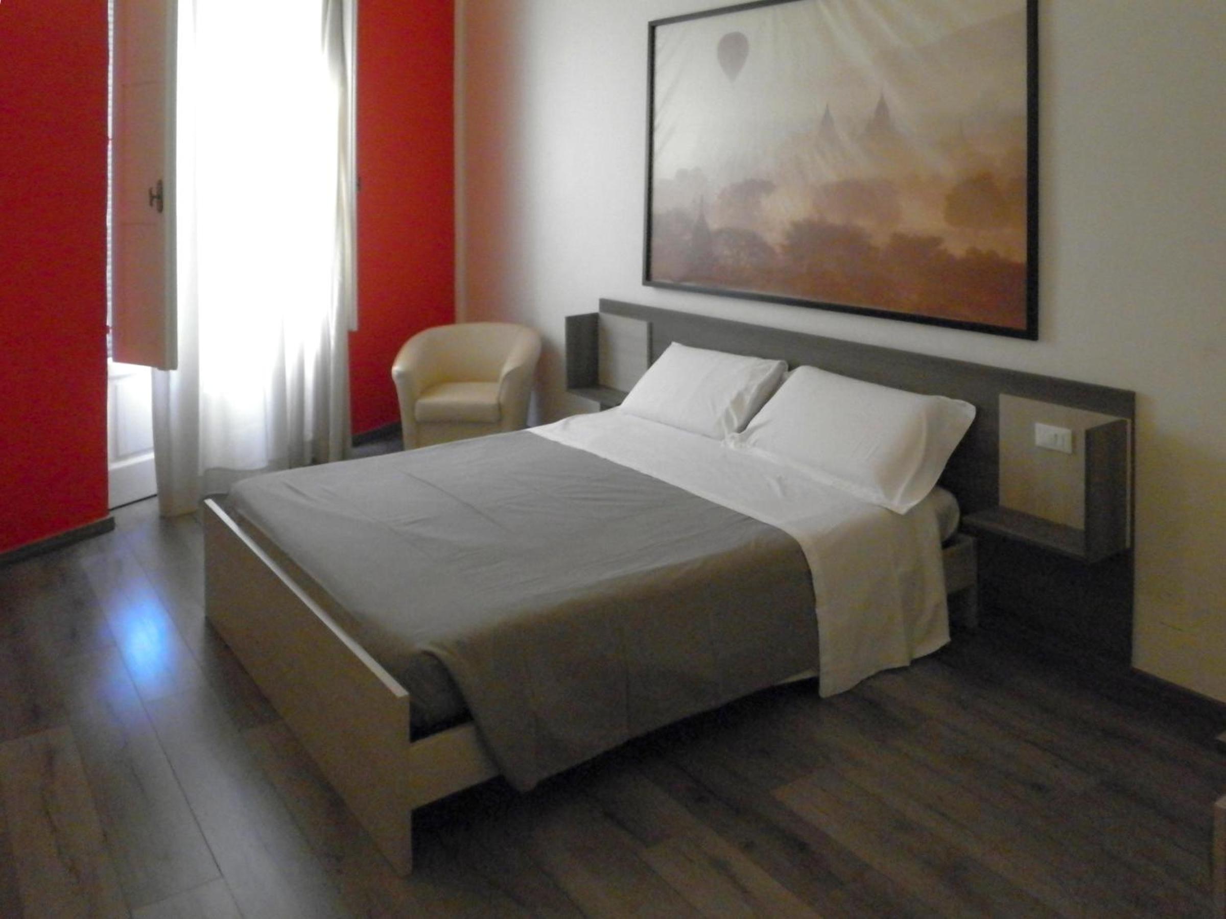 Deluxe Double Room - Photo 1