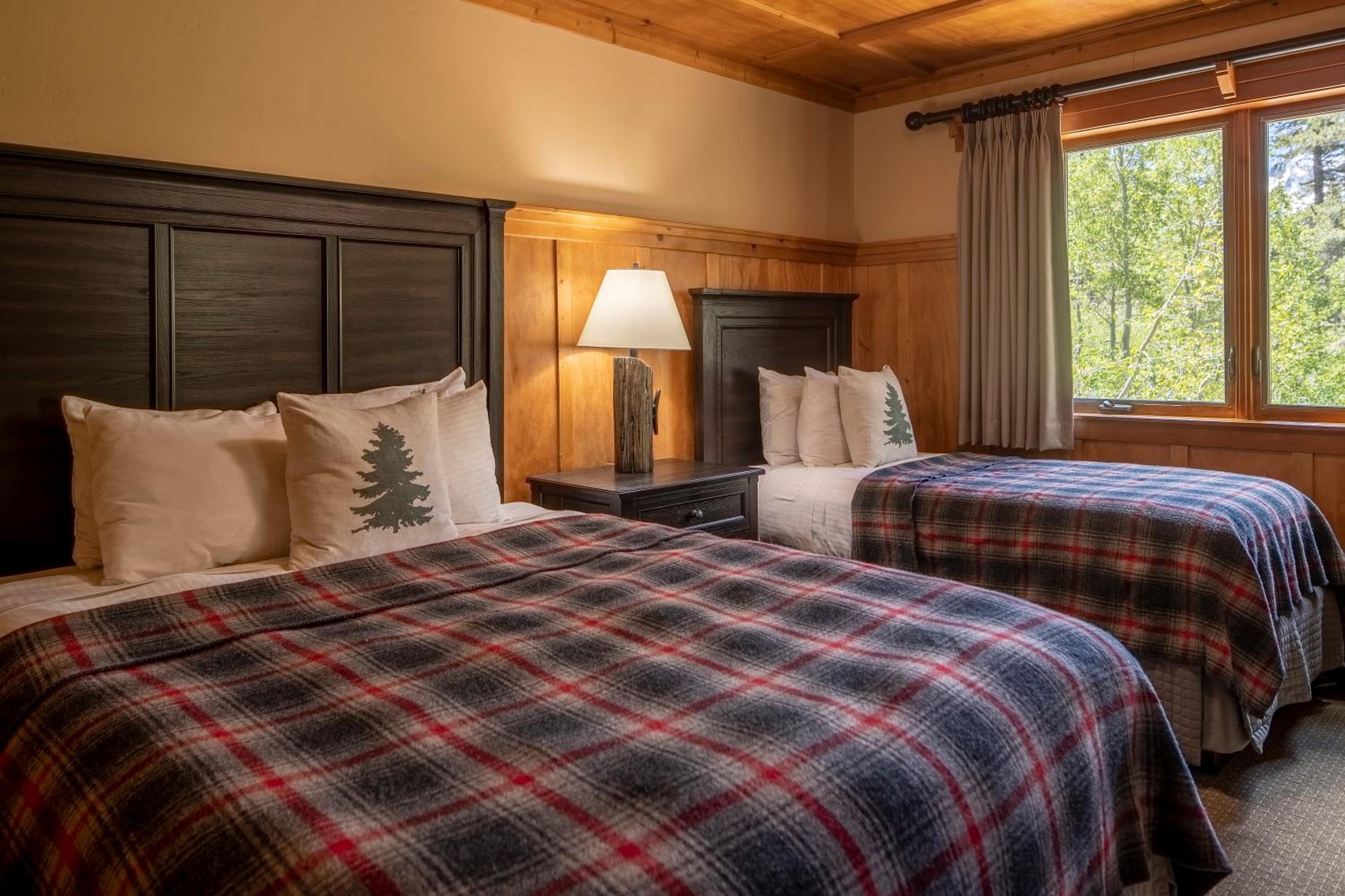 Deluxe Two-Bedroom Cabin - Photo 5