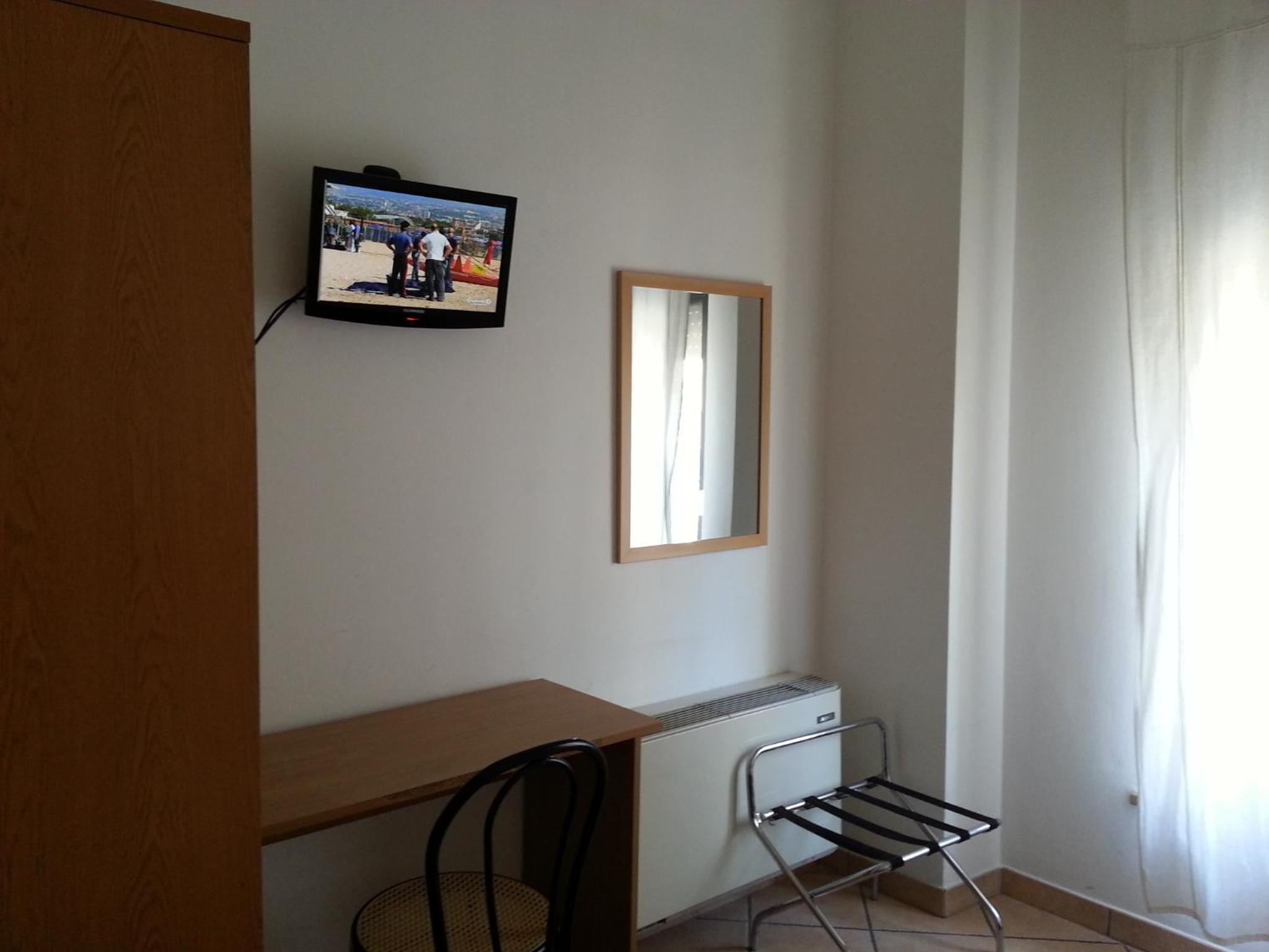 Standard Double Room photo 2