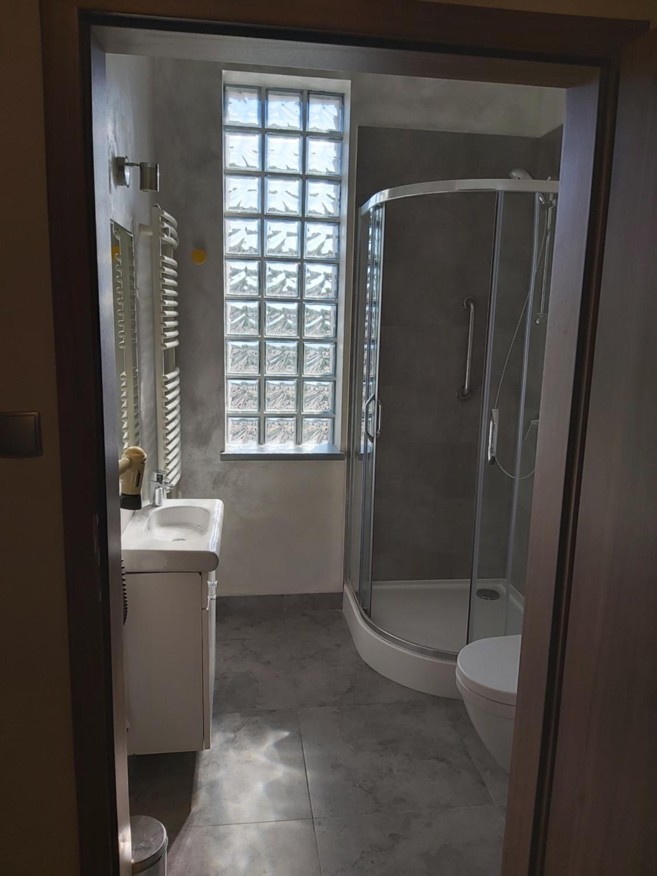 Double Room - Photo 2