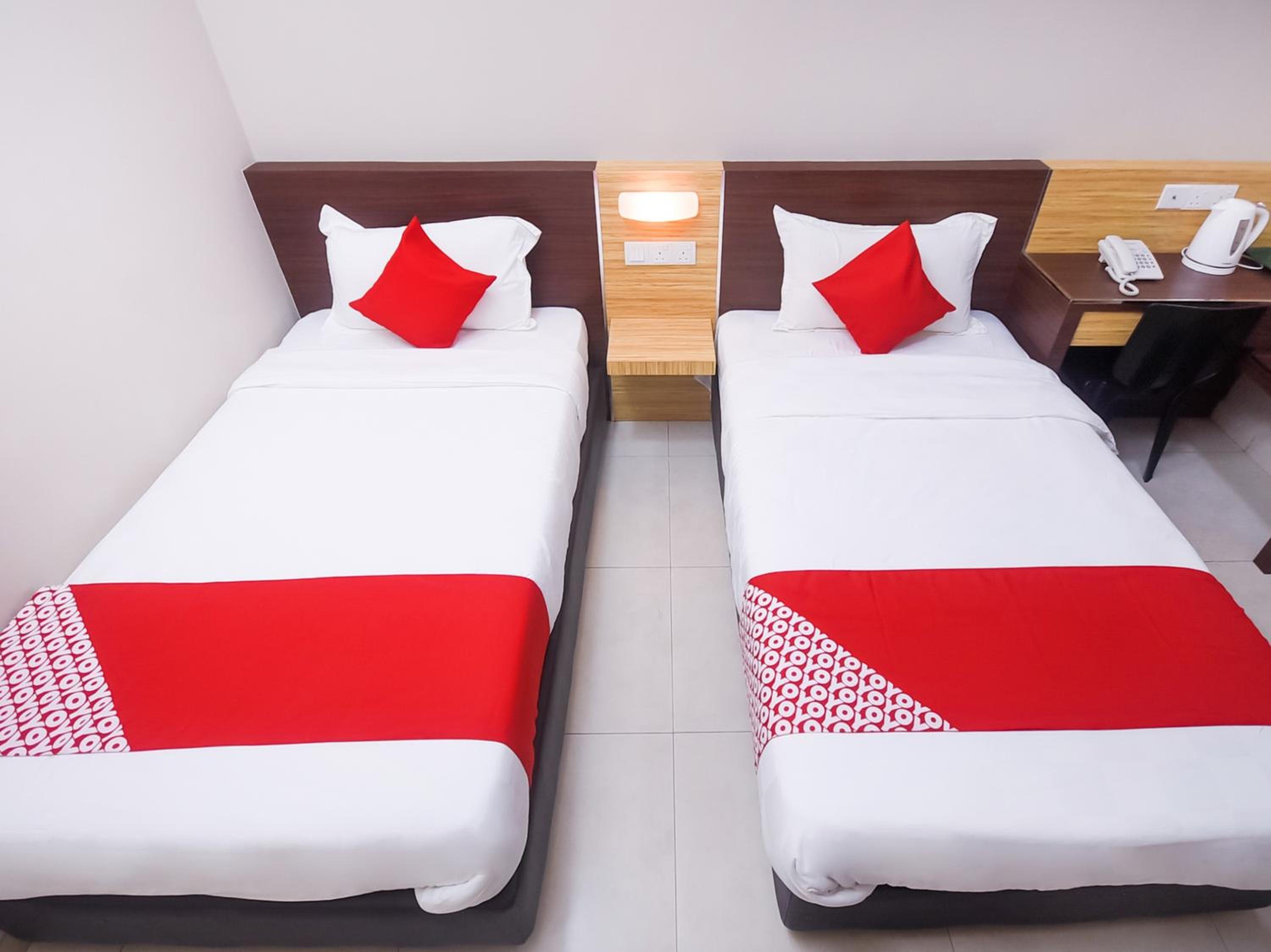 Standard Twin Room photo 3