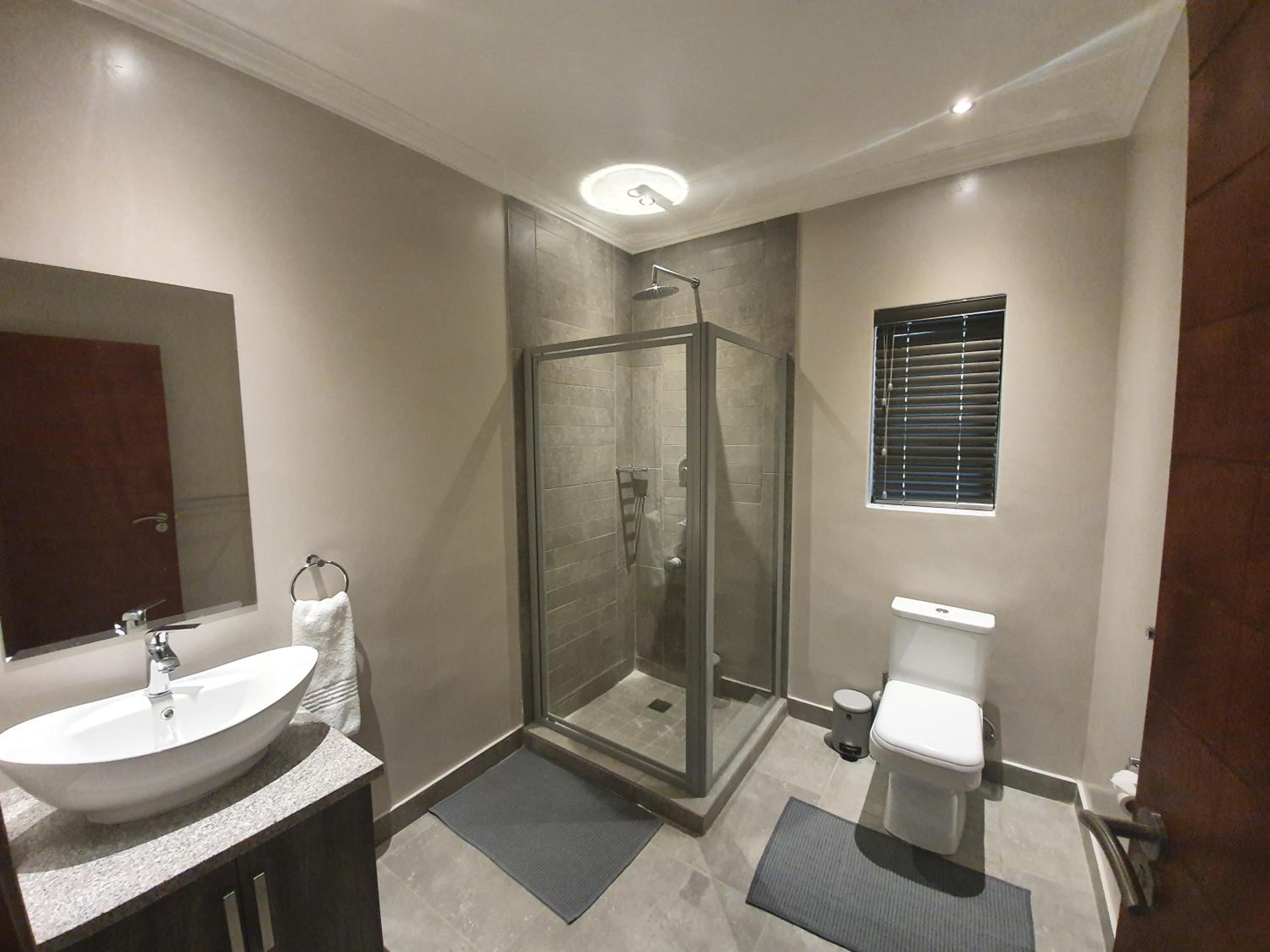 Triple Room with Bathroom photo 3