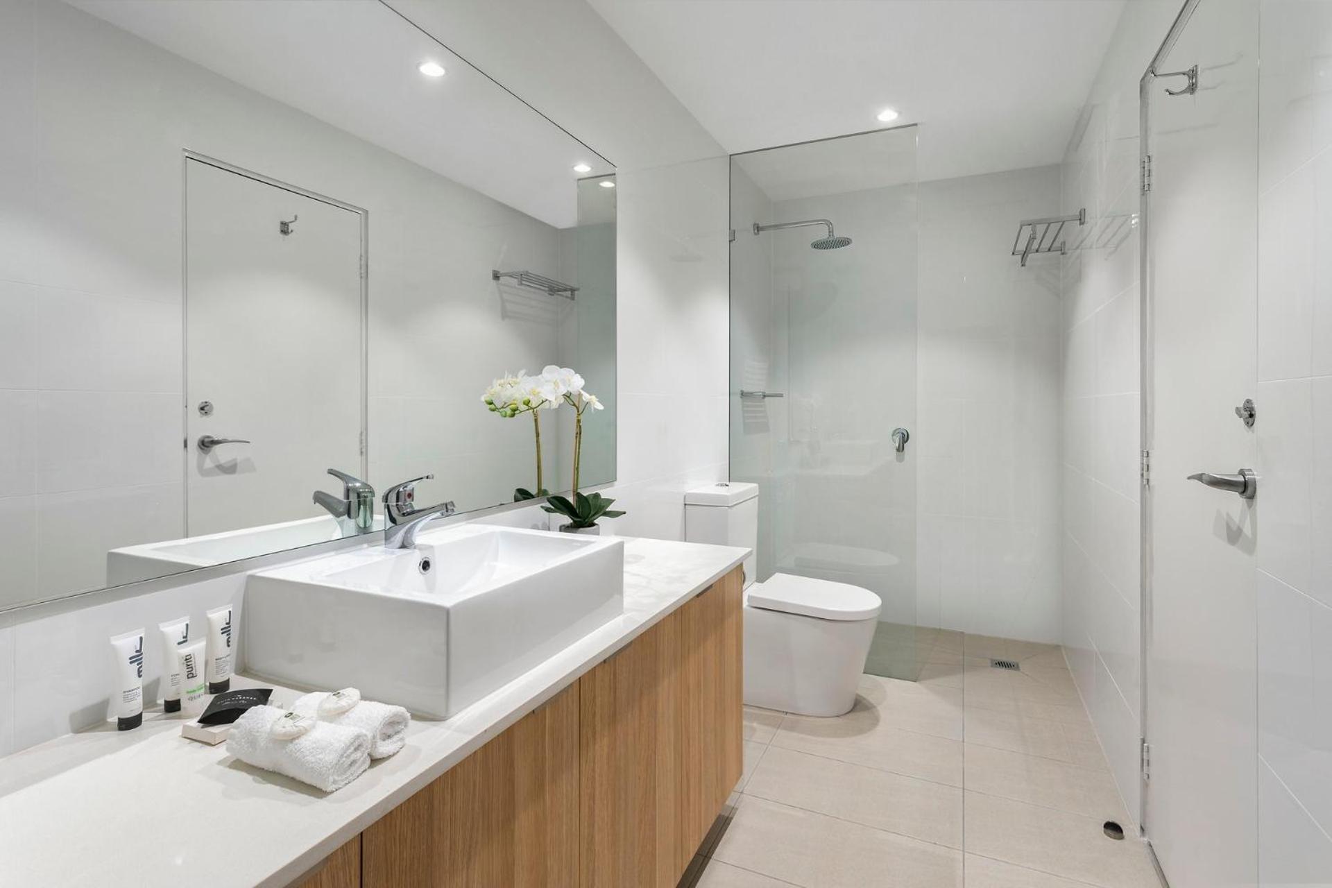 Two-Bedroom Apartment - Photo 6