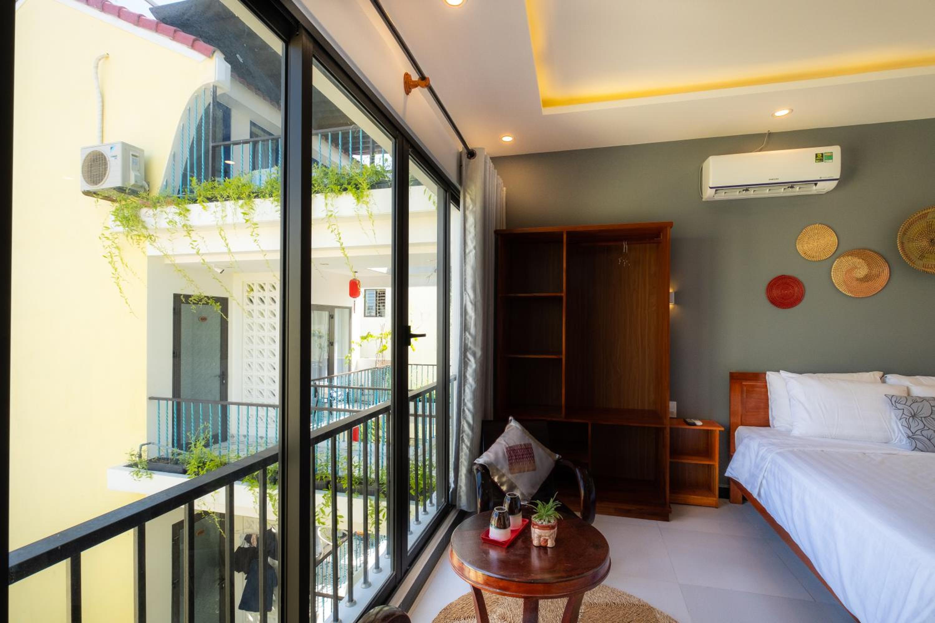Deluxe Double Room - Photo 1