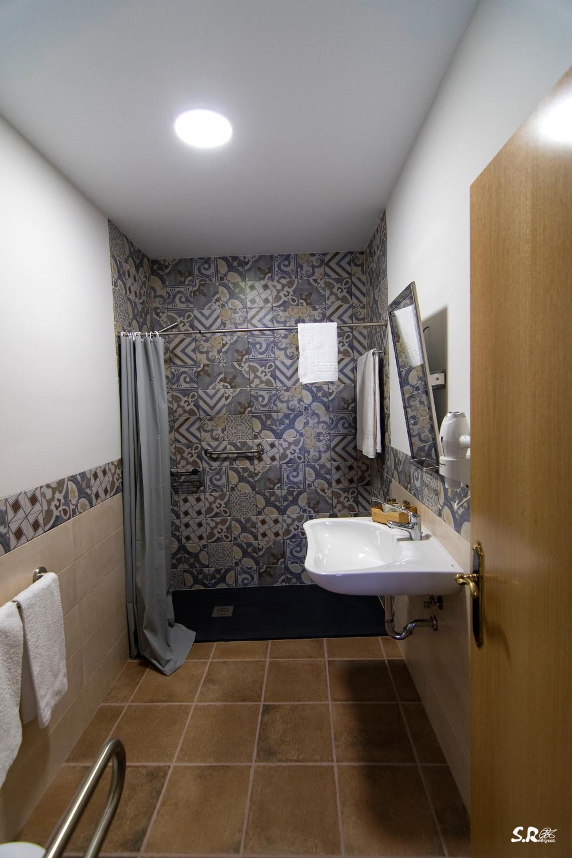 Double Room - Disability Access photo 3