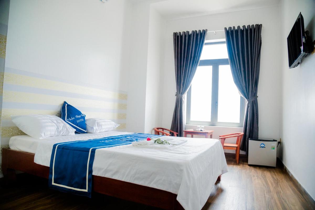Deluxe Double Room with Balcony and Sea View photo 2