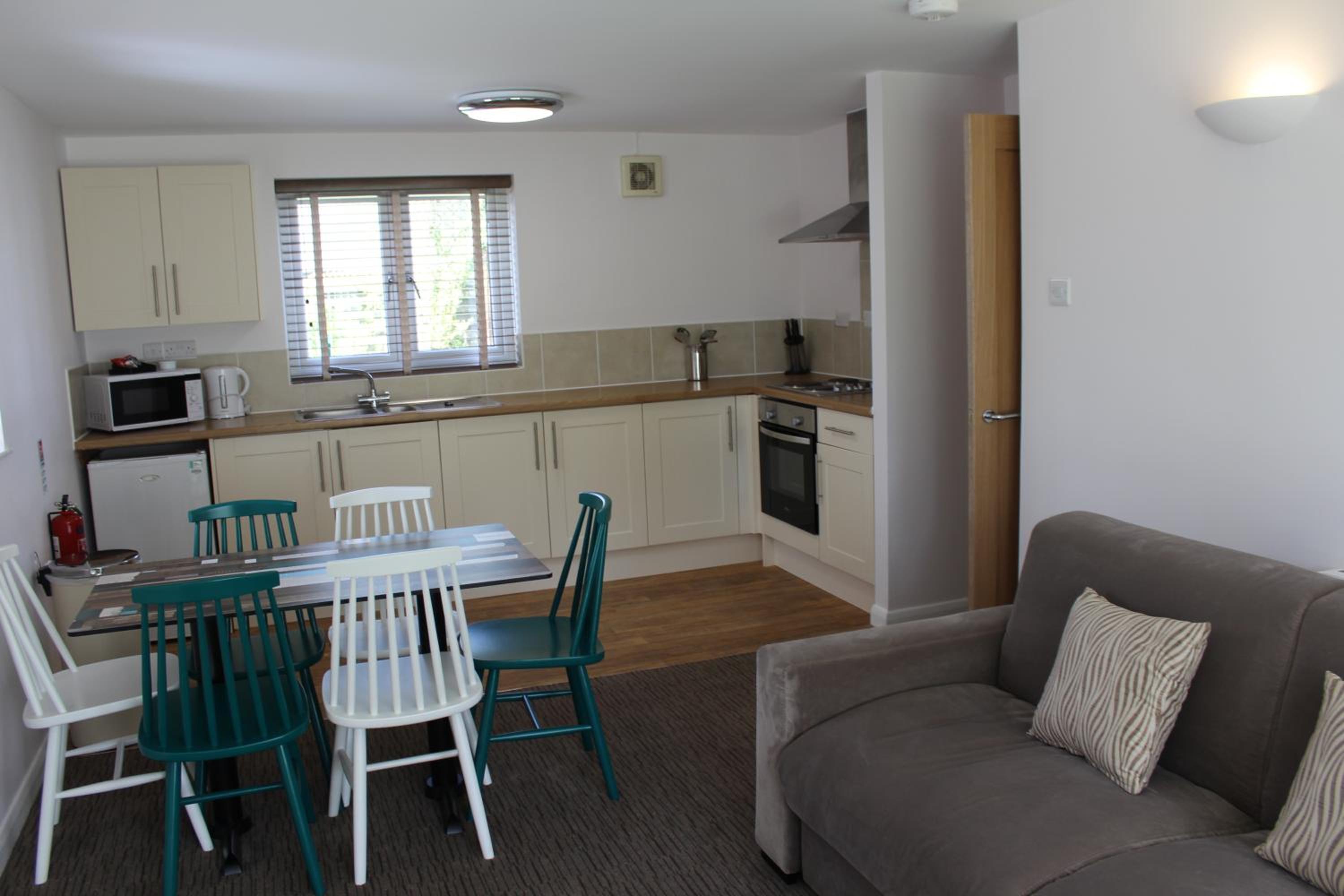 Two-Bedroom Apartment - Photo 4