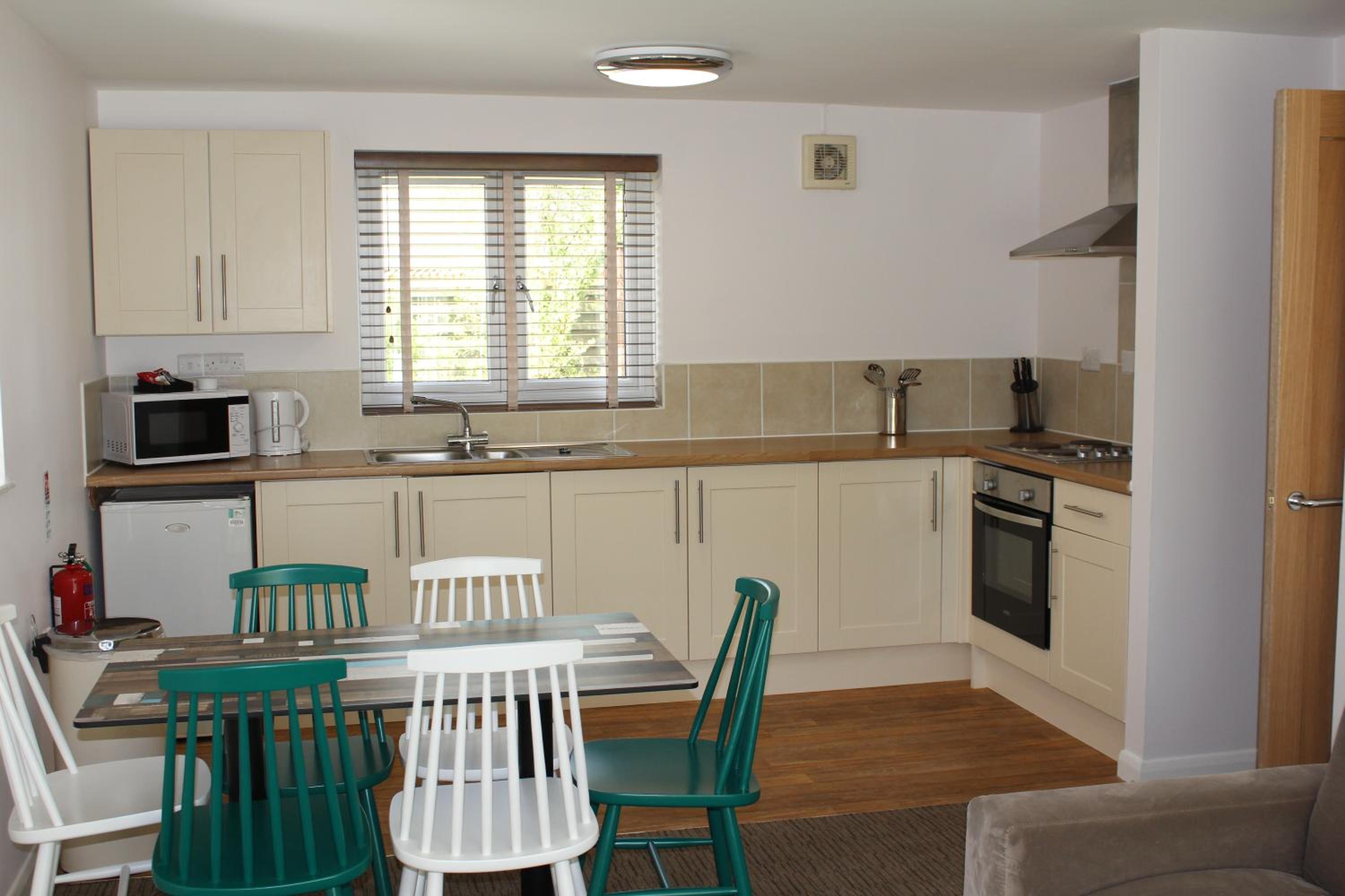 Two-Bedroom Apartment - Photo 3