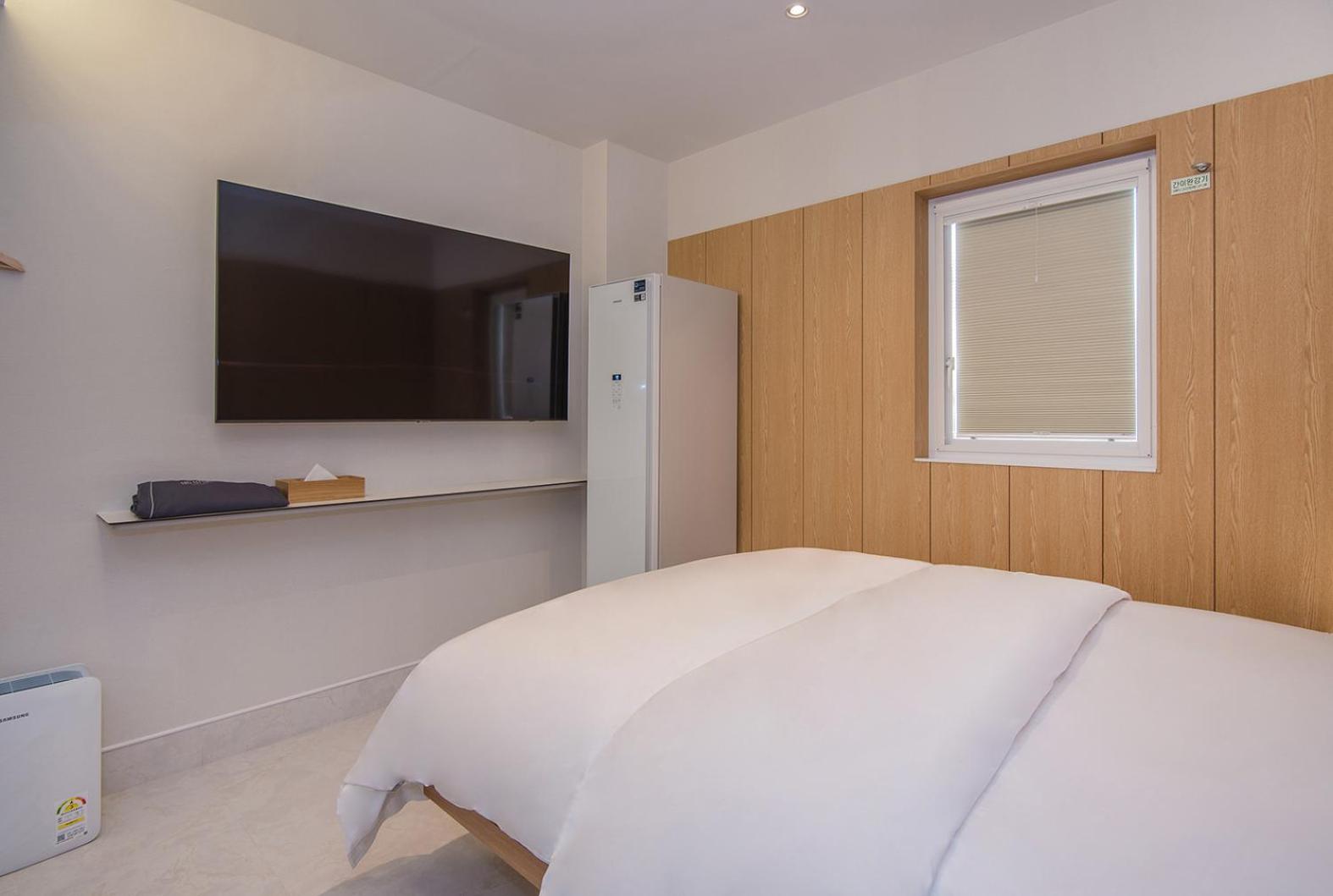 Premium Suite - Photo 1
