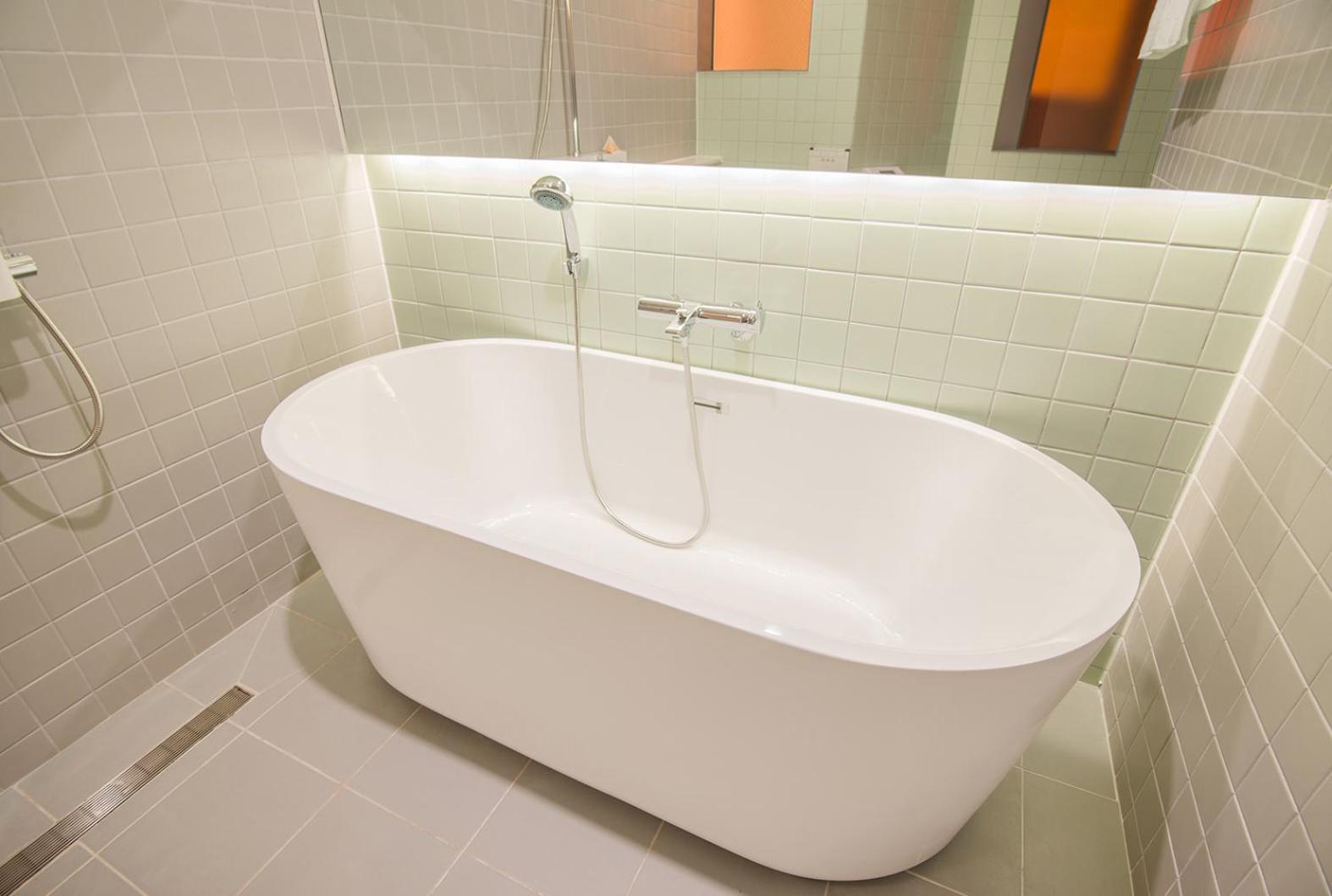 Premium Suite - Photo 2