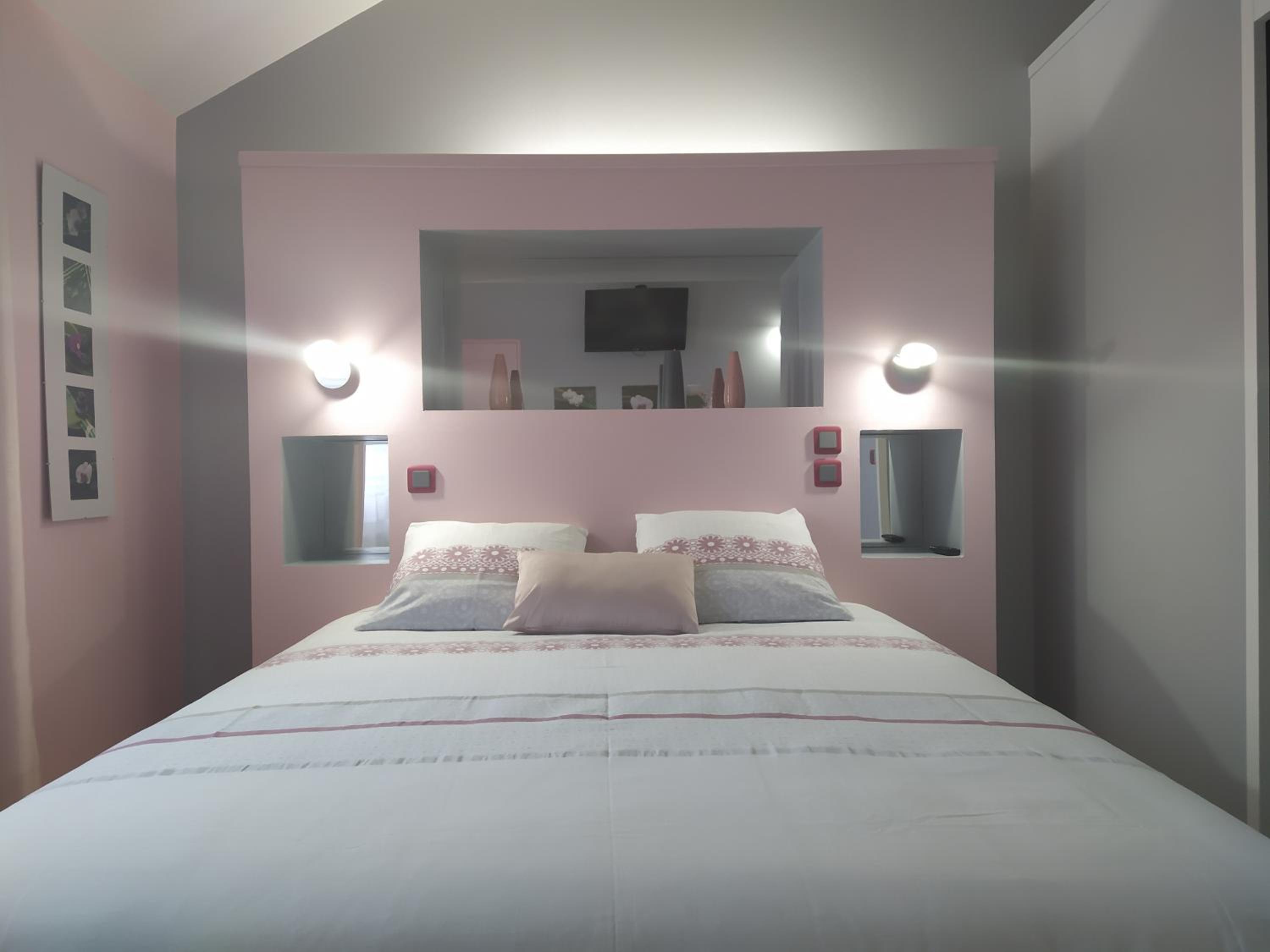Double Room with Private Bathroom photo 2
