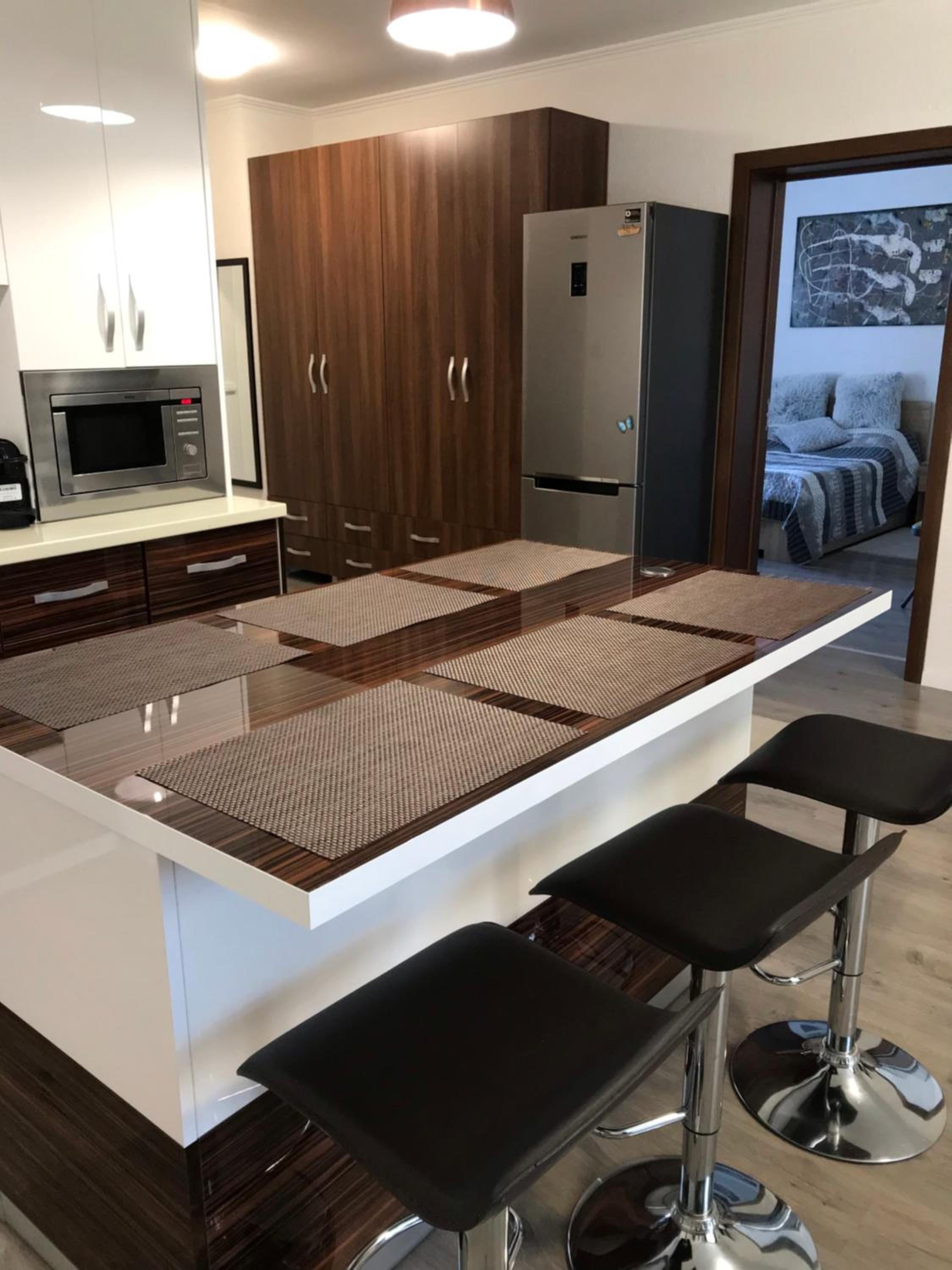Two-Bedroom Apartment - Photo 2