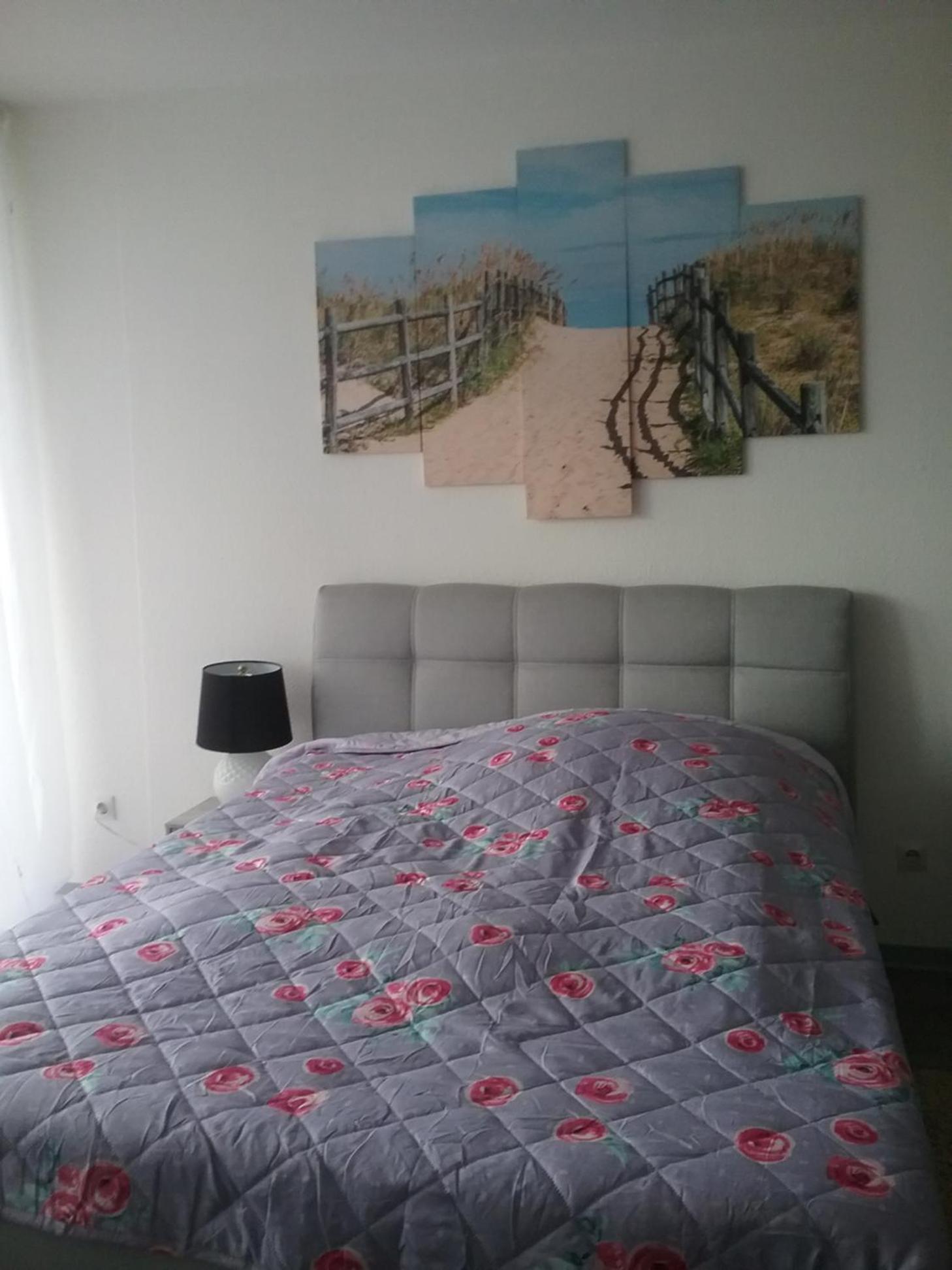 Apartment with Balcony - Photo 6