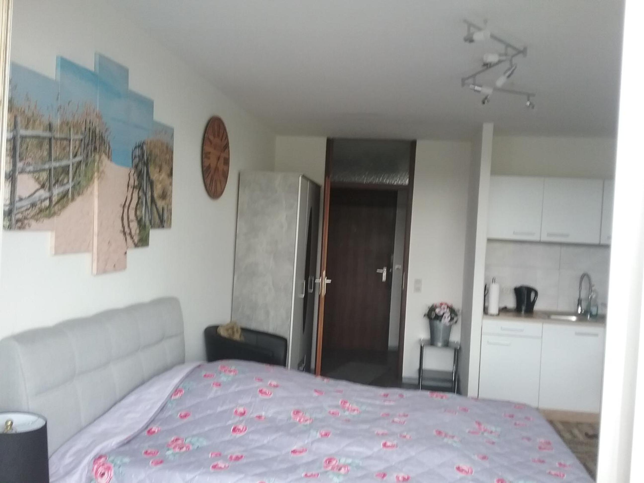 Apartment with Balcony - Photo 10