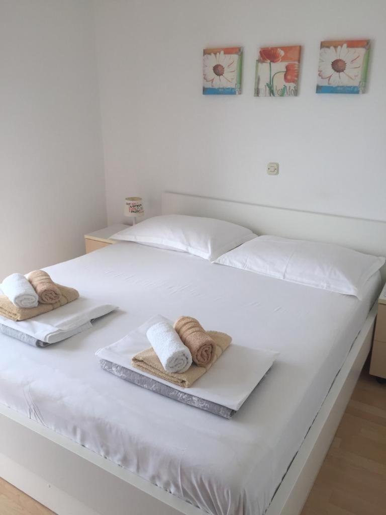 Apartment with Sea View photo 1
