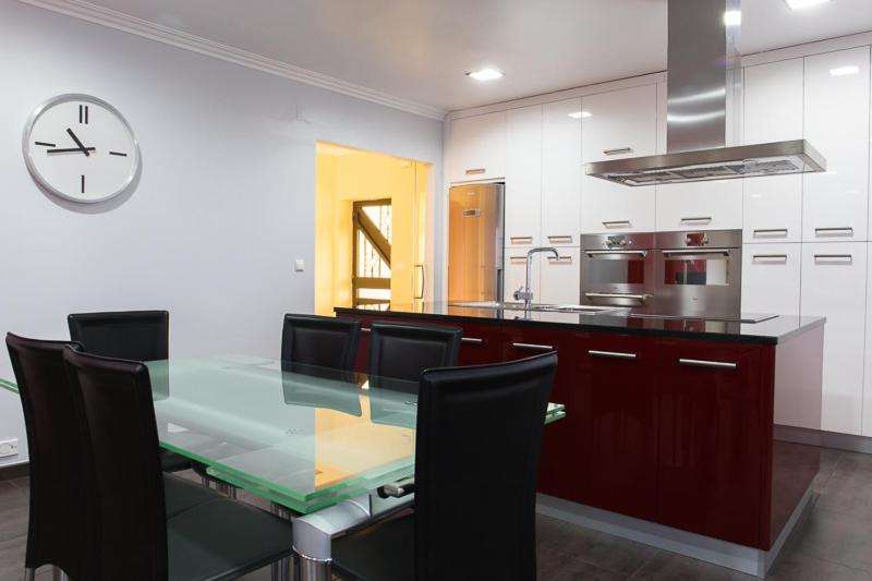 Three-Bedroom Apartment - Photo 45