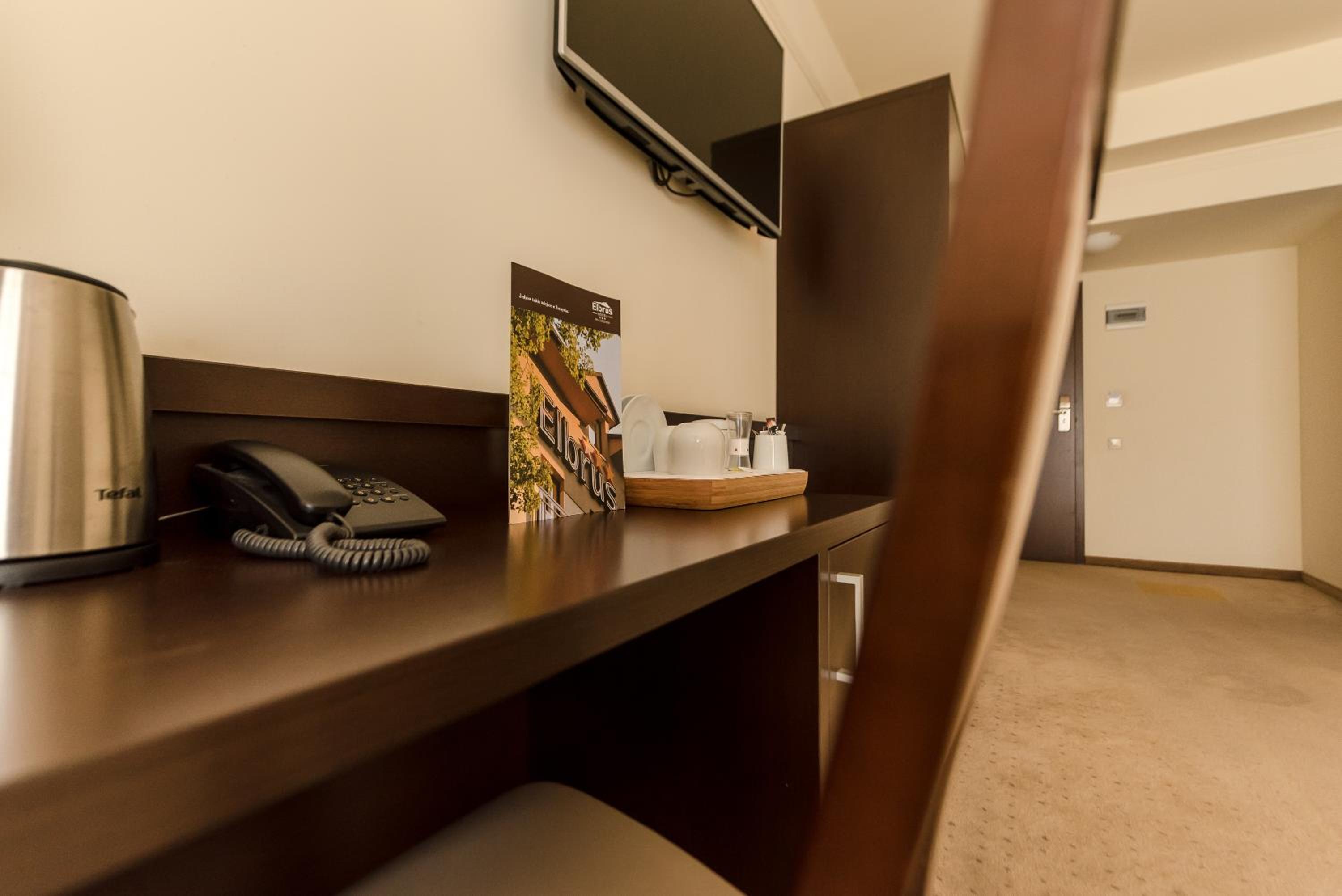 Deluxe Double or Twin Room photo 1