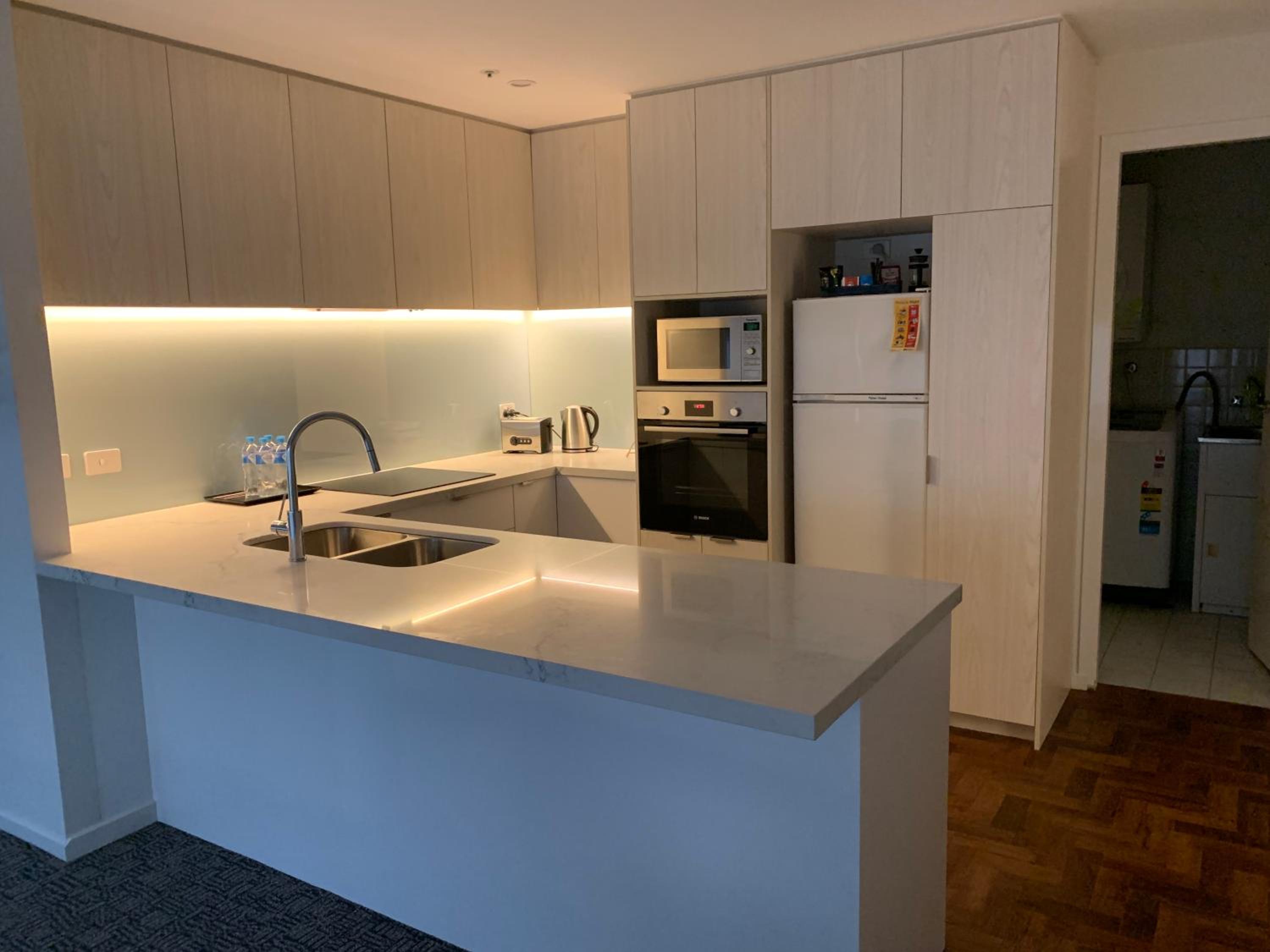 Executive Two-Bedroom Apartment - Photo 7