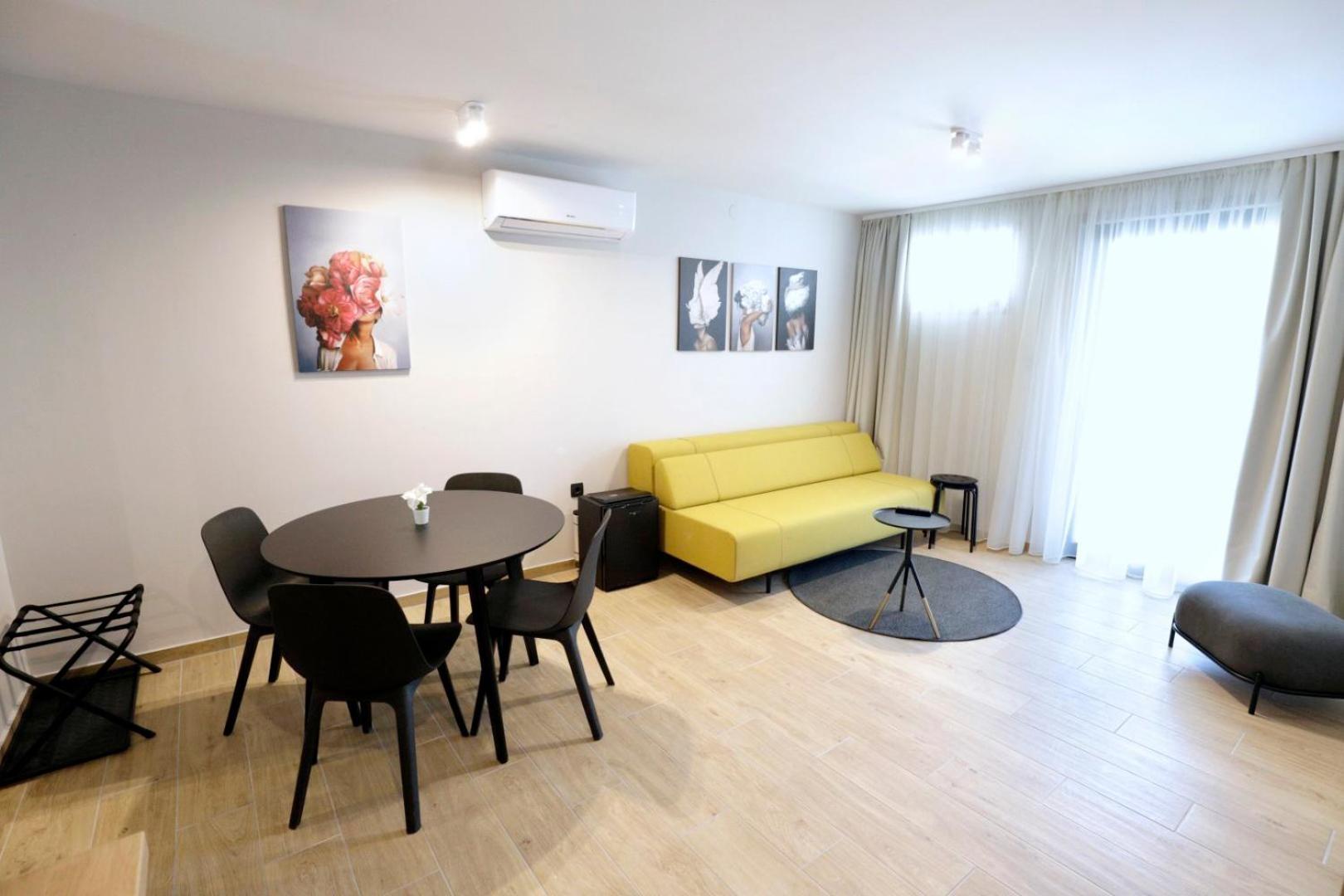 Apartment with Sea View (2 Adults) photo 3