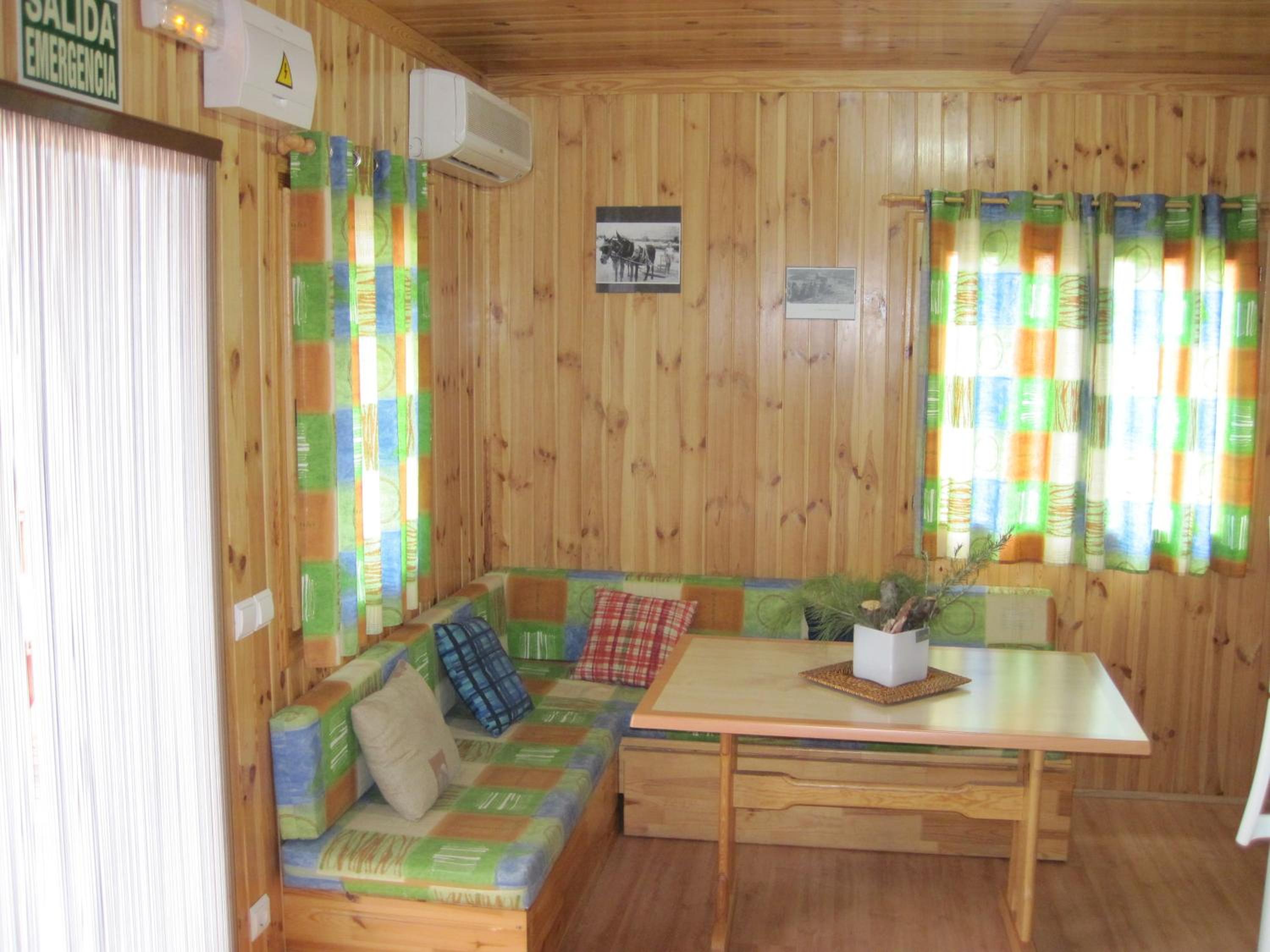 Two-Bedroom Bungalow photo 2