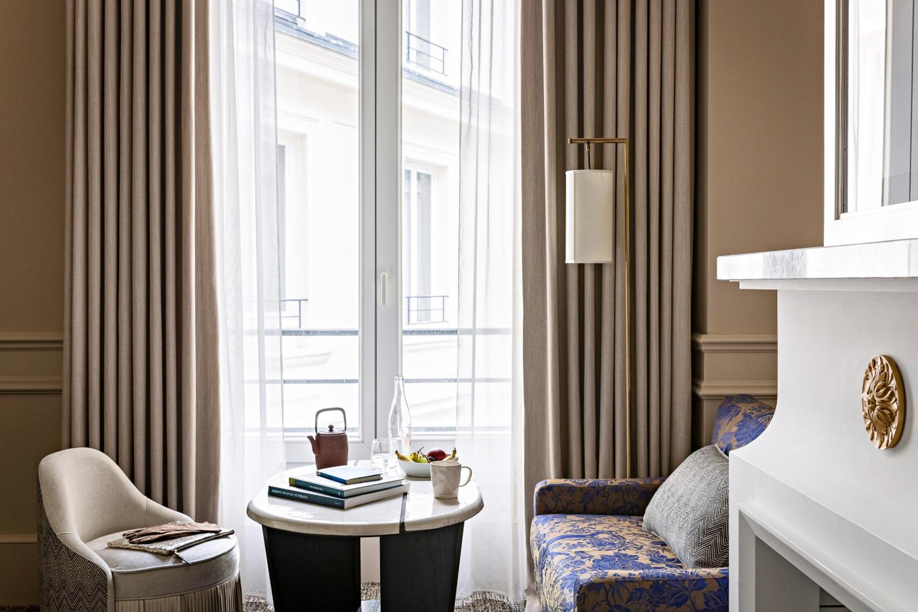 Chambre Supérieure avec 1 Lit Queen-Size – Vue sur Cour