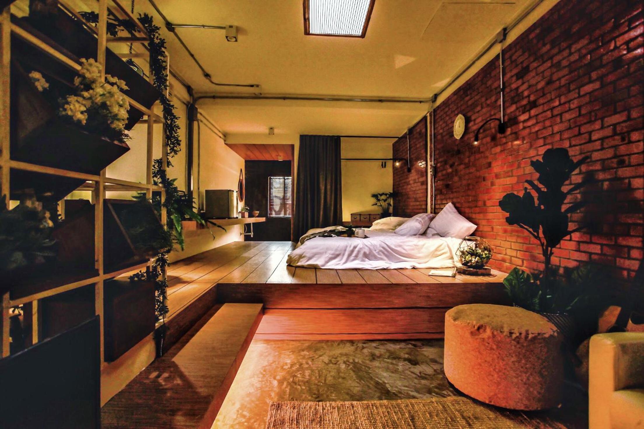 Deluxe Family Room photo 1
