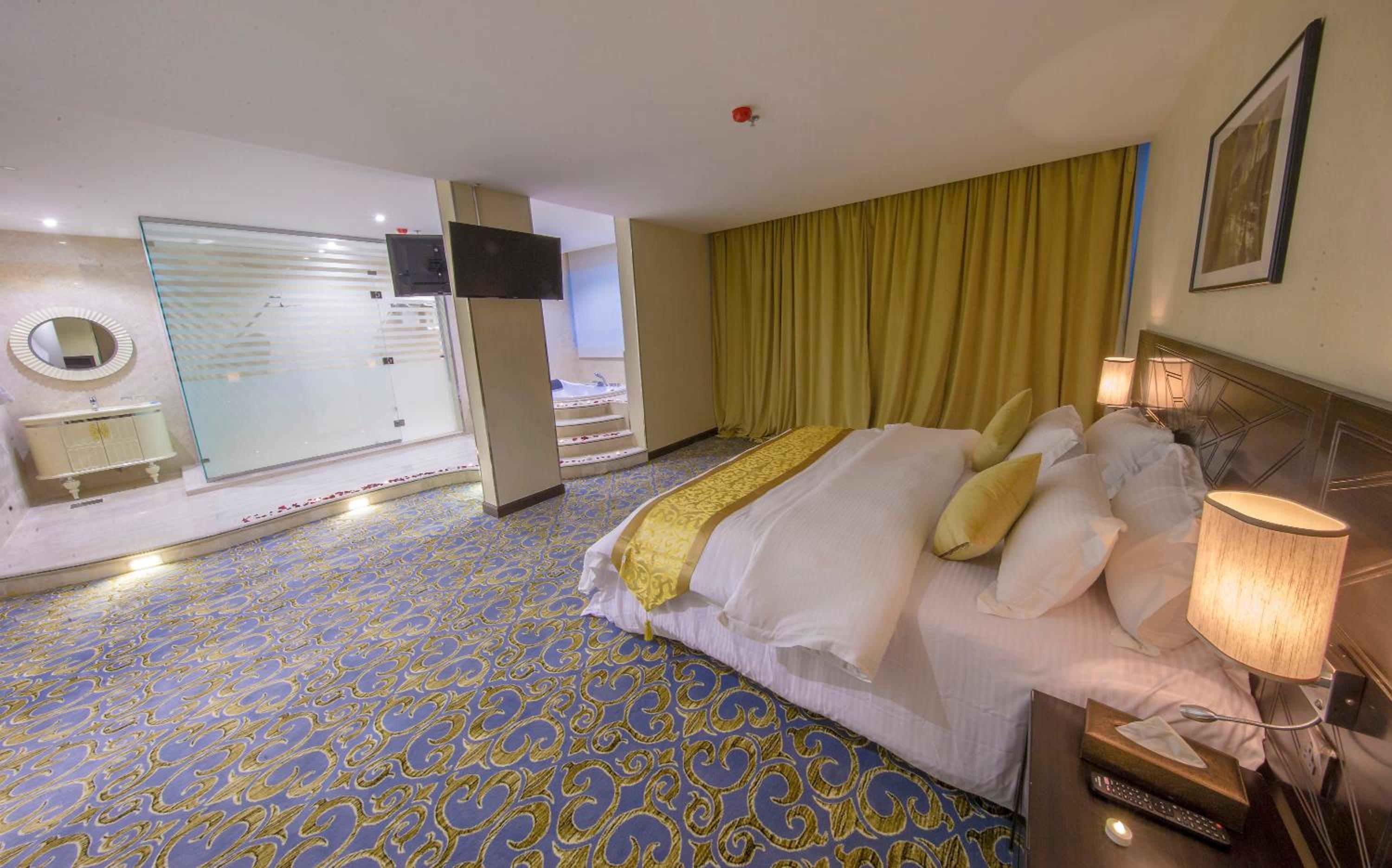 Presidential Suite photo 3