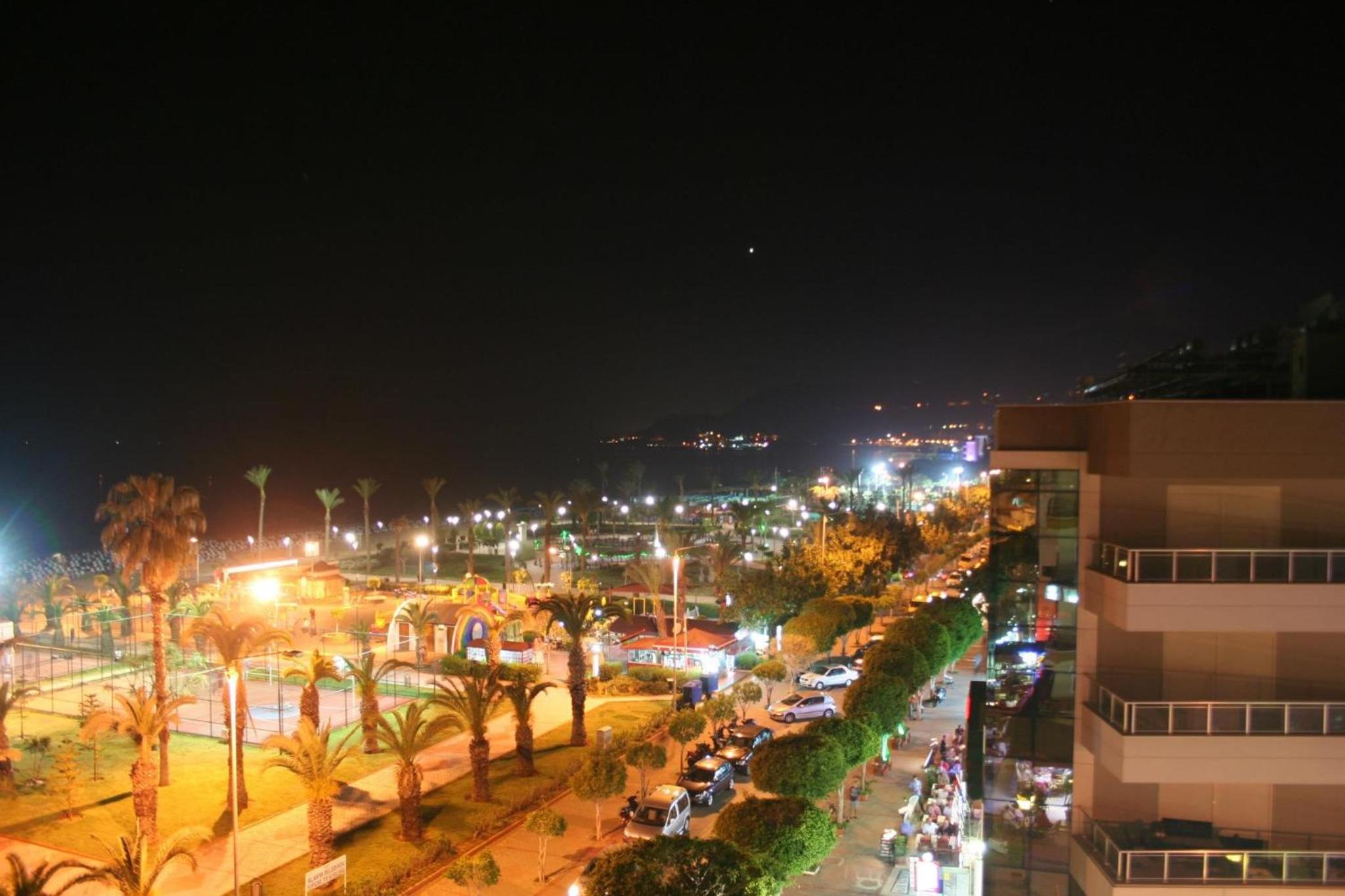 Apartment with Sea View - Photo 15