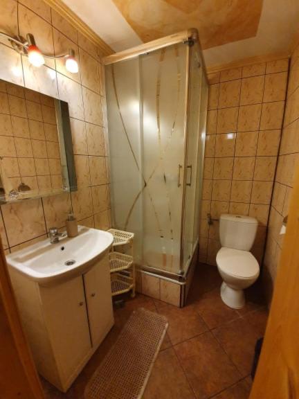 Two-Bedroom Apartment - Photo 9