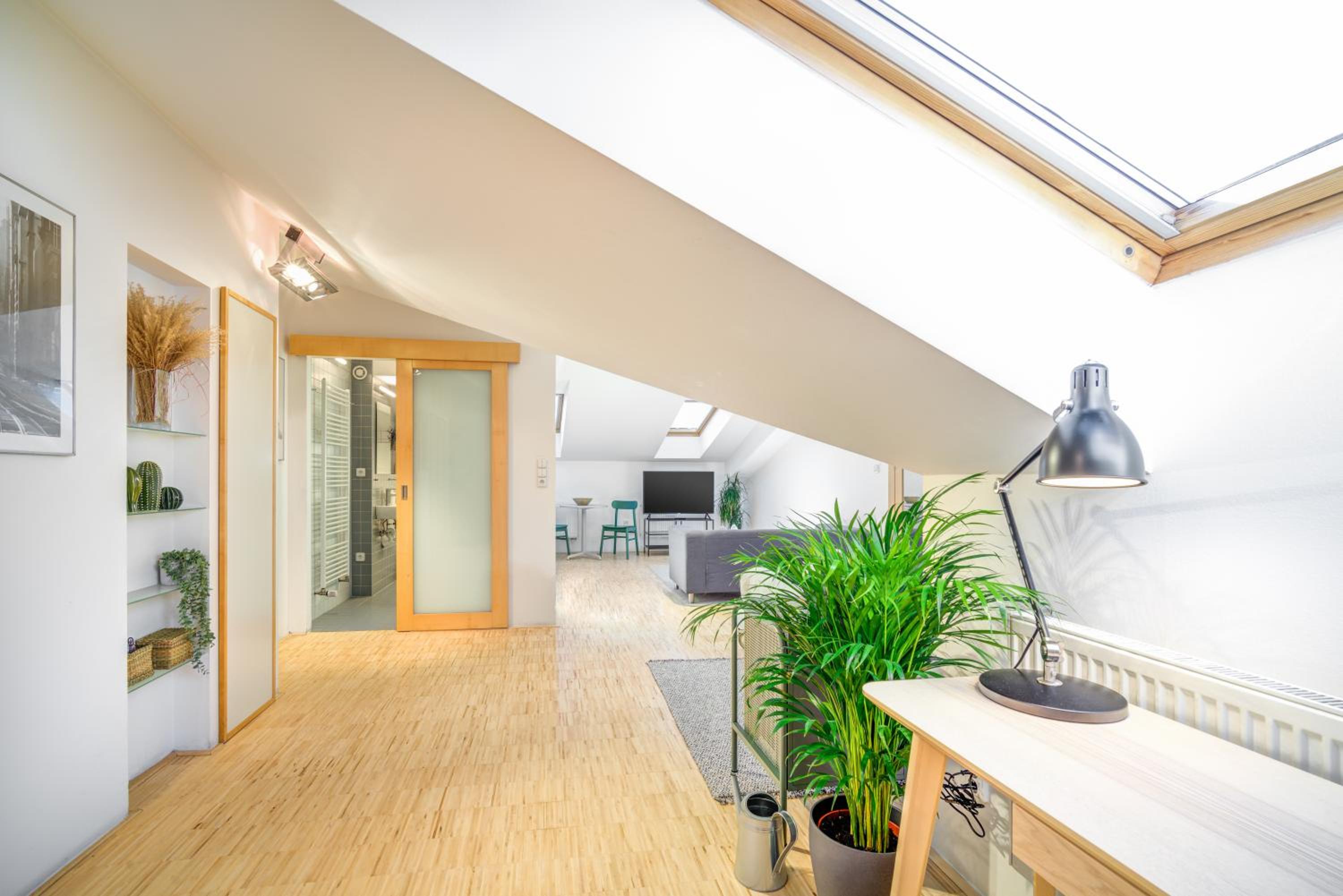 Attic Studio - Photo 3