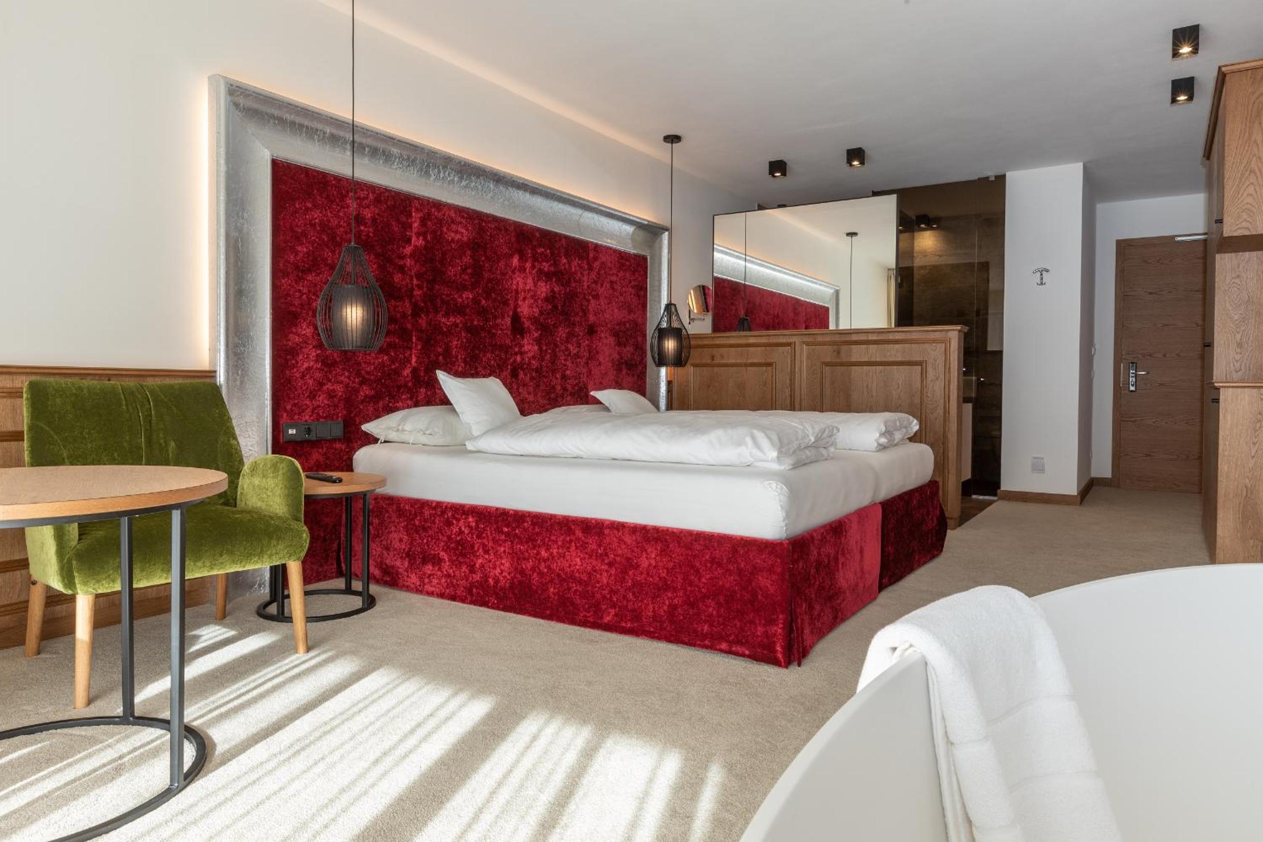 Junior Suite with Mountain View