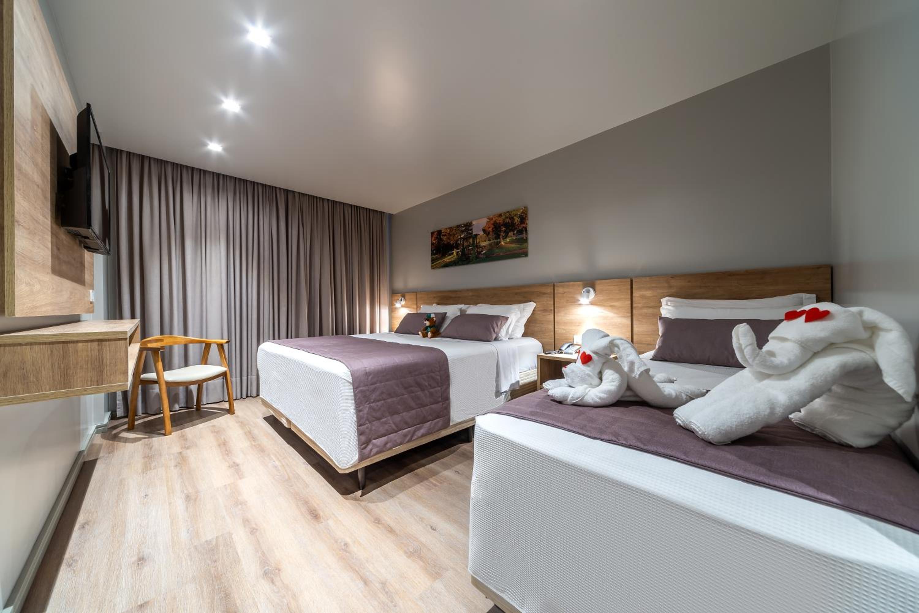 Triple Room