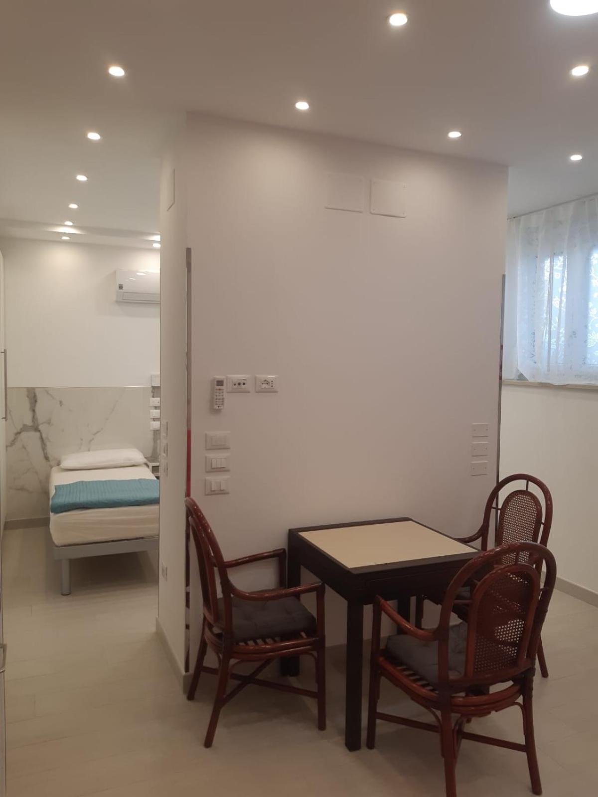 King Studio with Sofa Bed photo 3