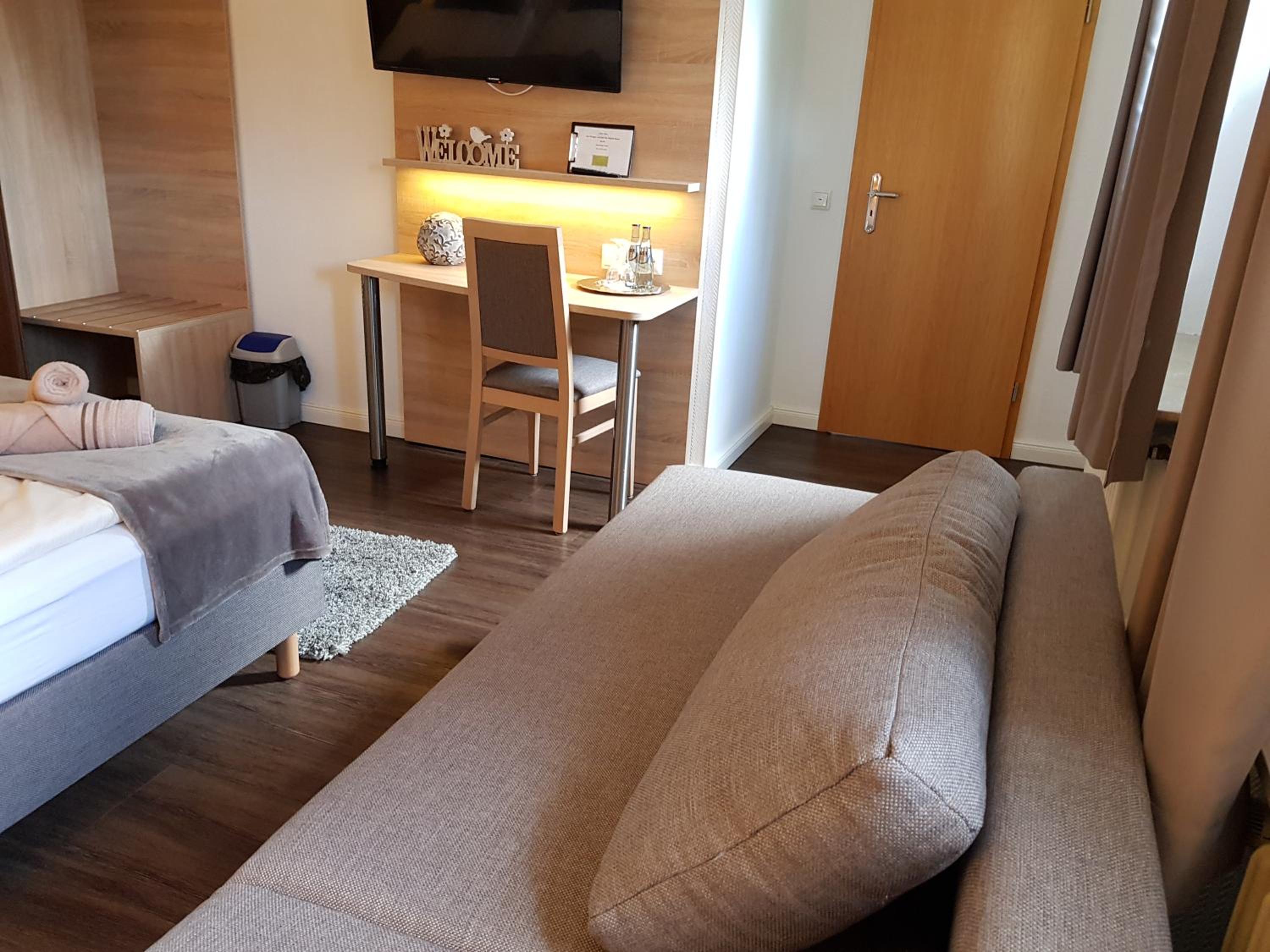 Double Room - Photo 2