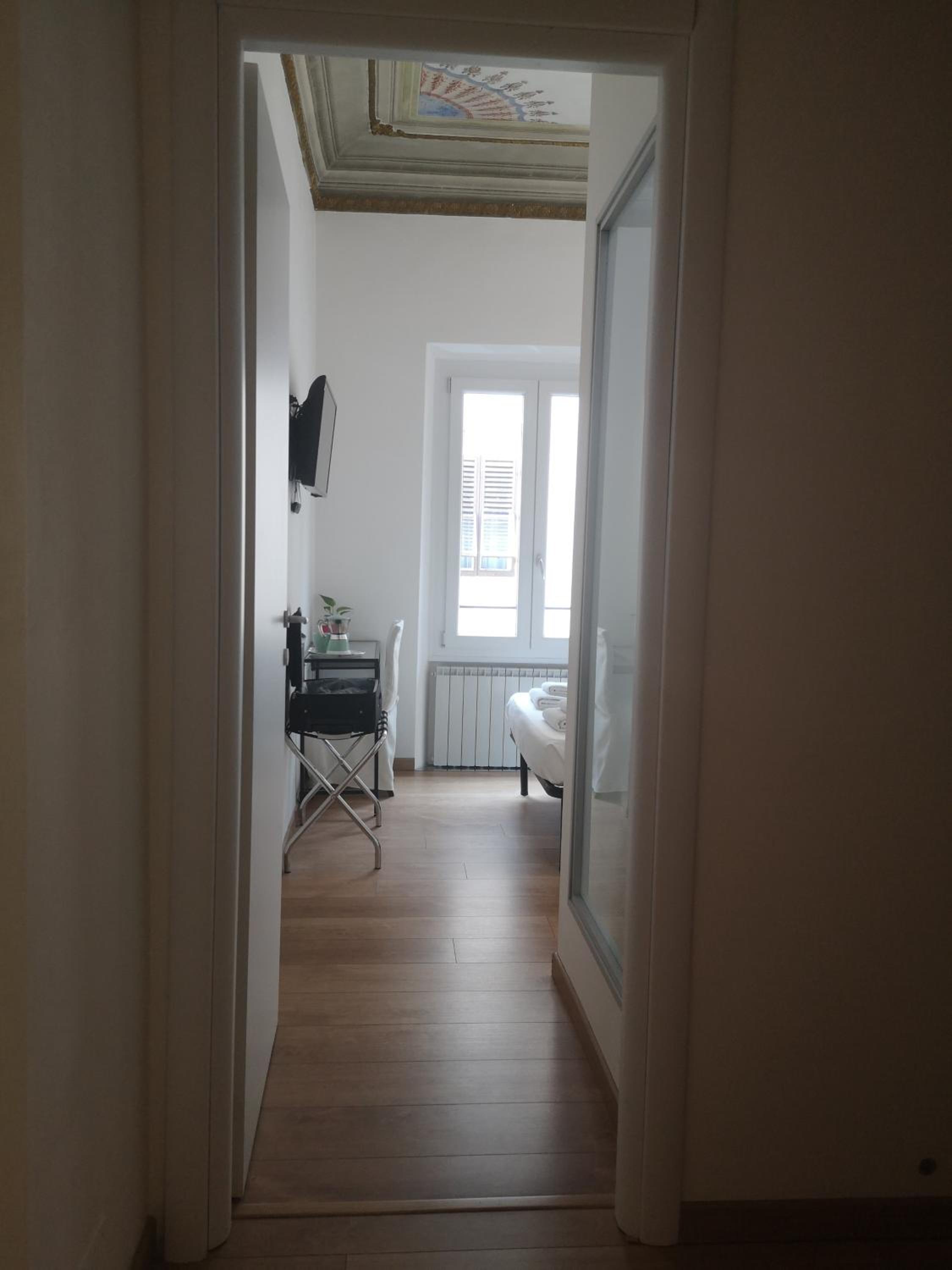 Standard Double Room photo 2