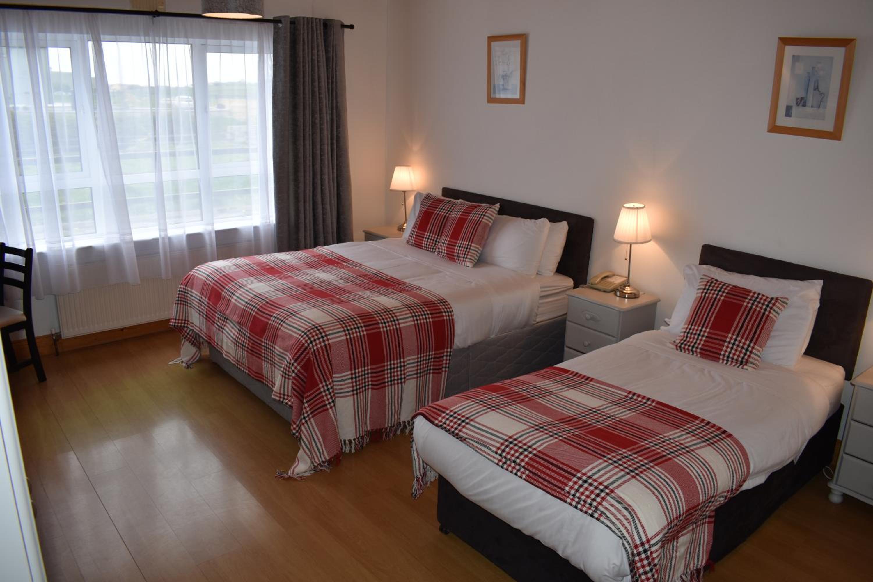 Double or Twin Room photo 2