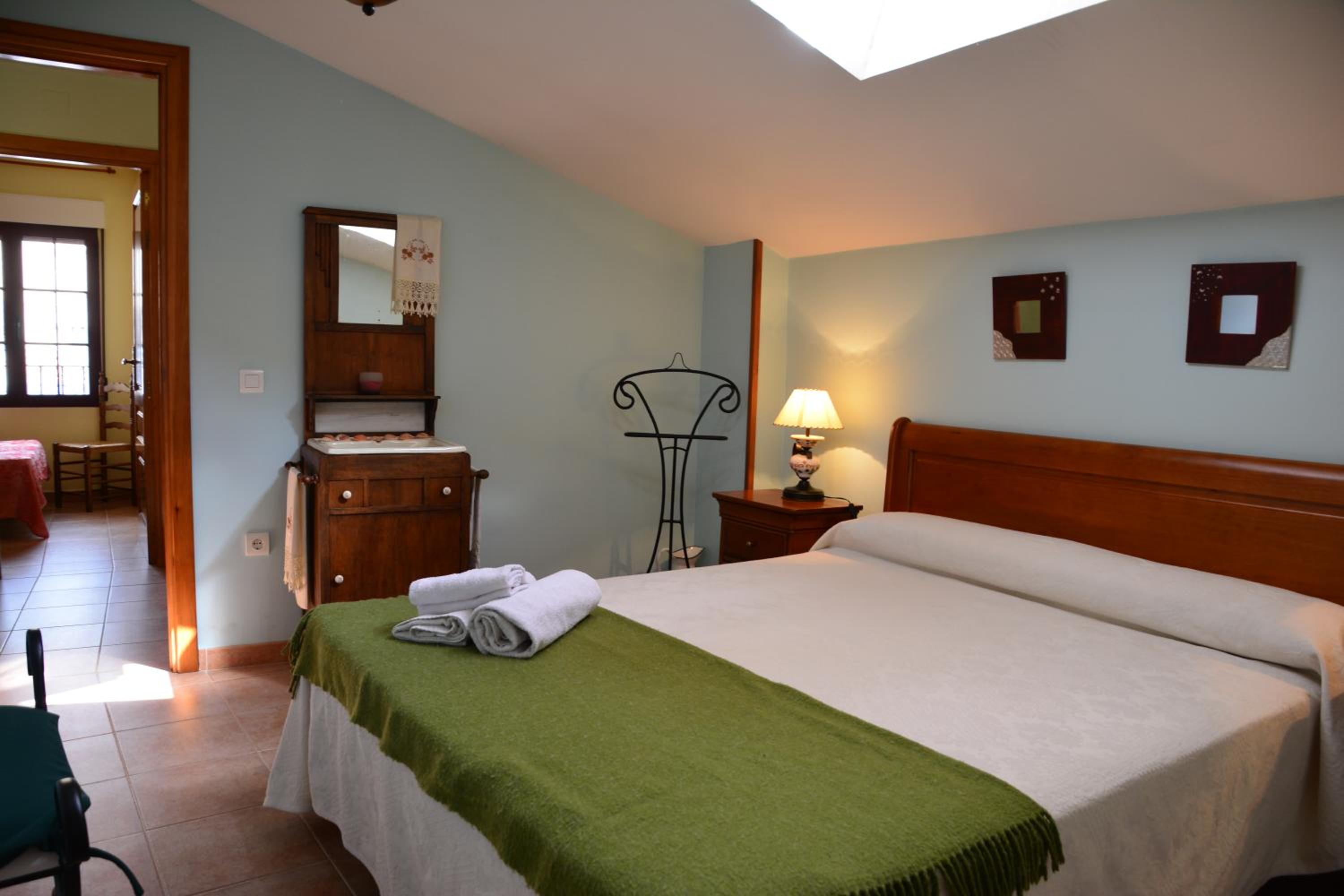 Three-Bedroom House photo 2