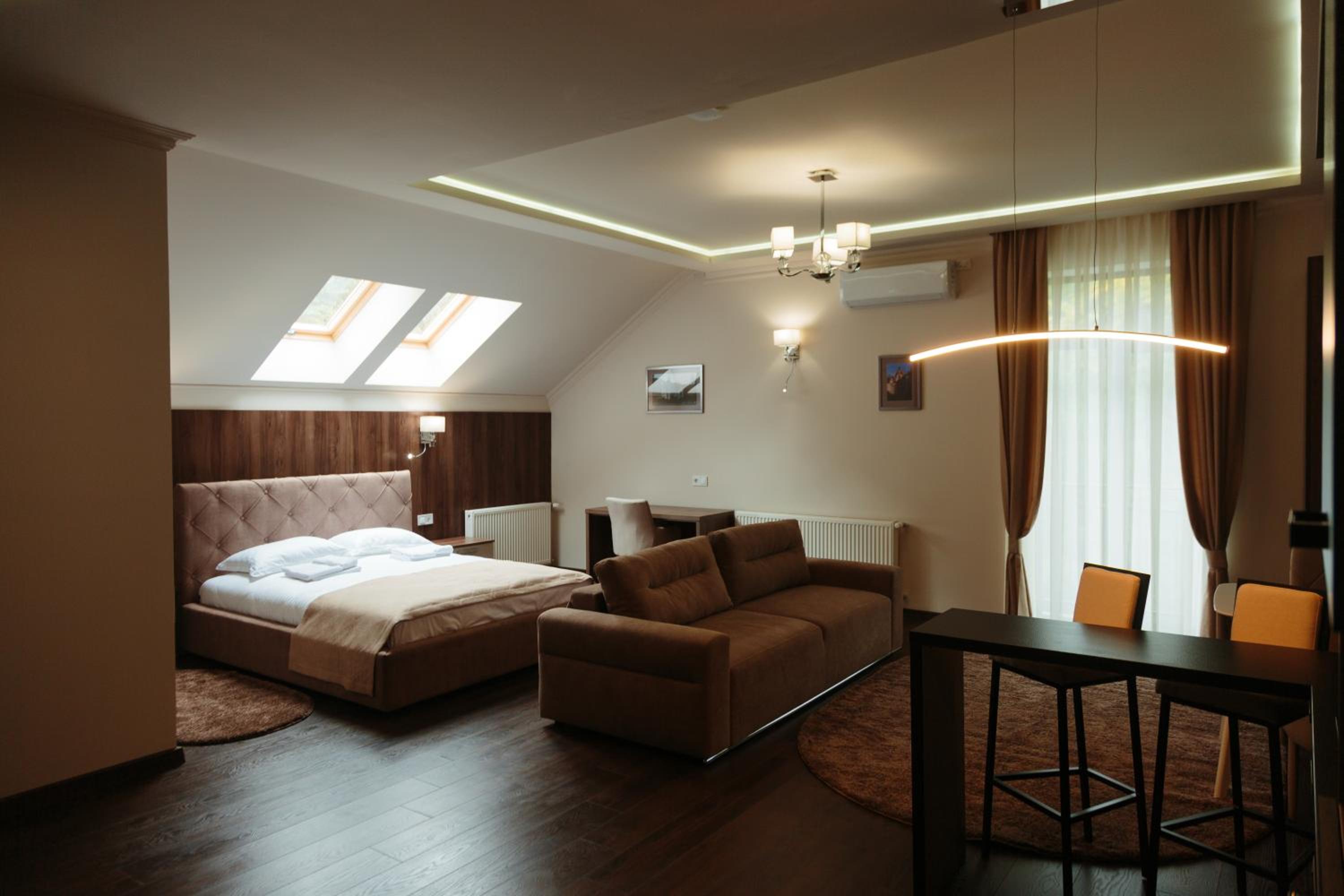 Deluxe Quadruple Room