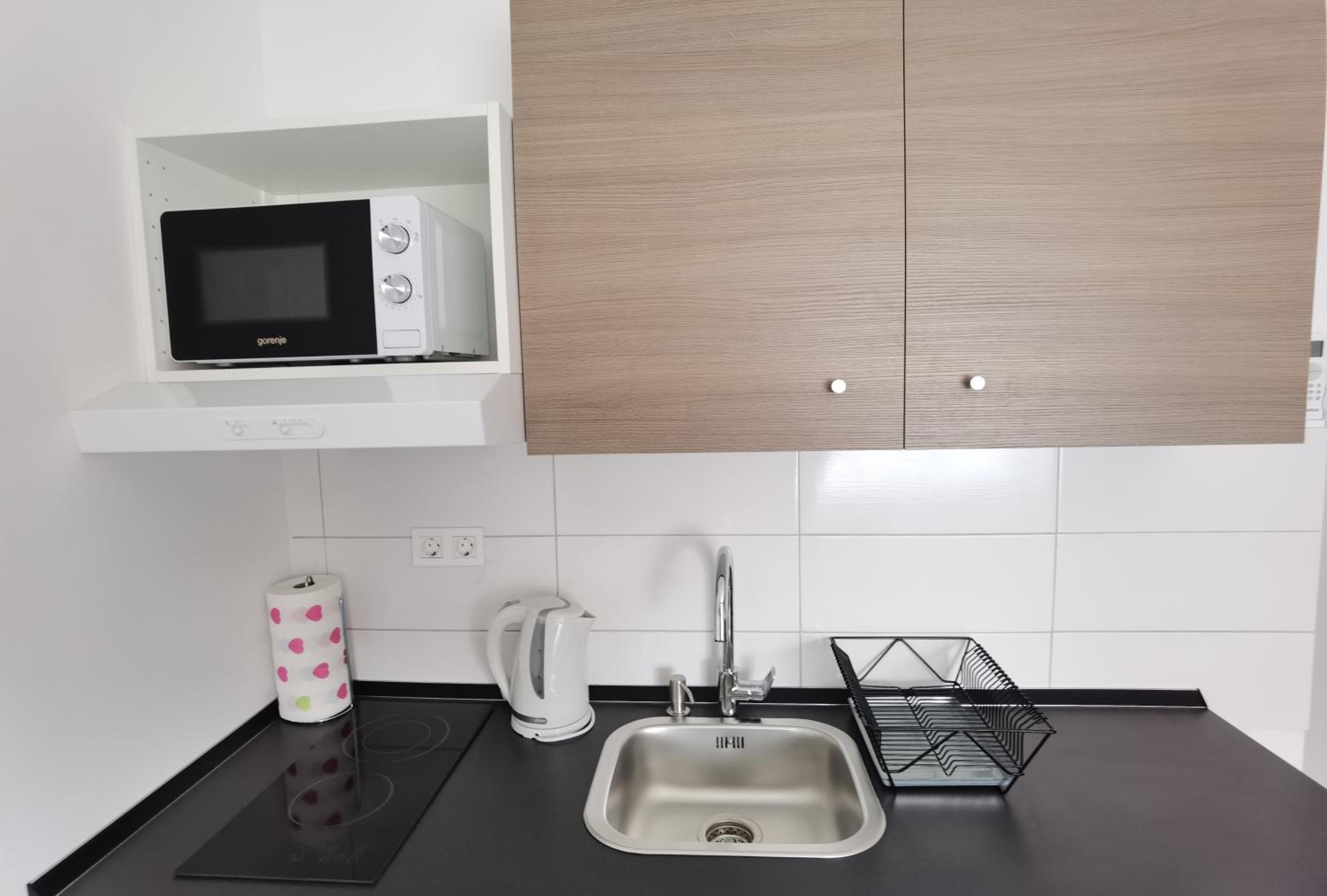 One-Bedroom Apartment - Photo 14