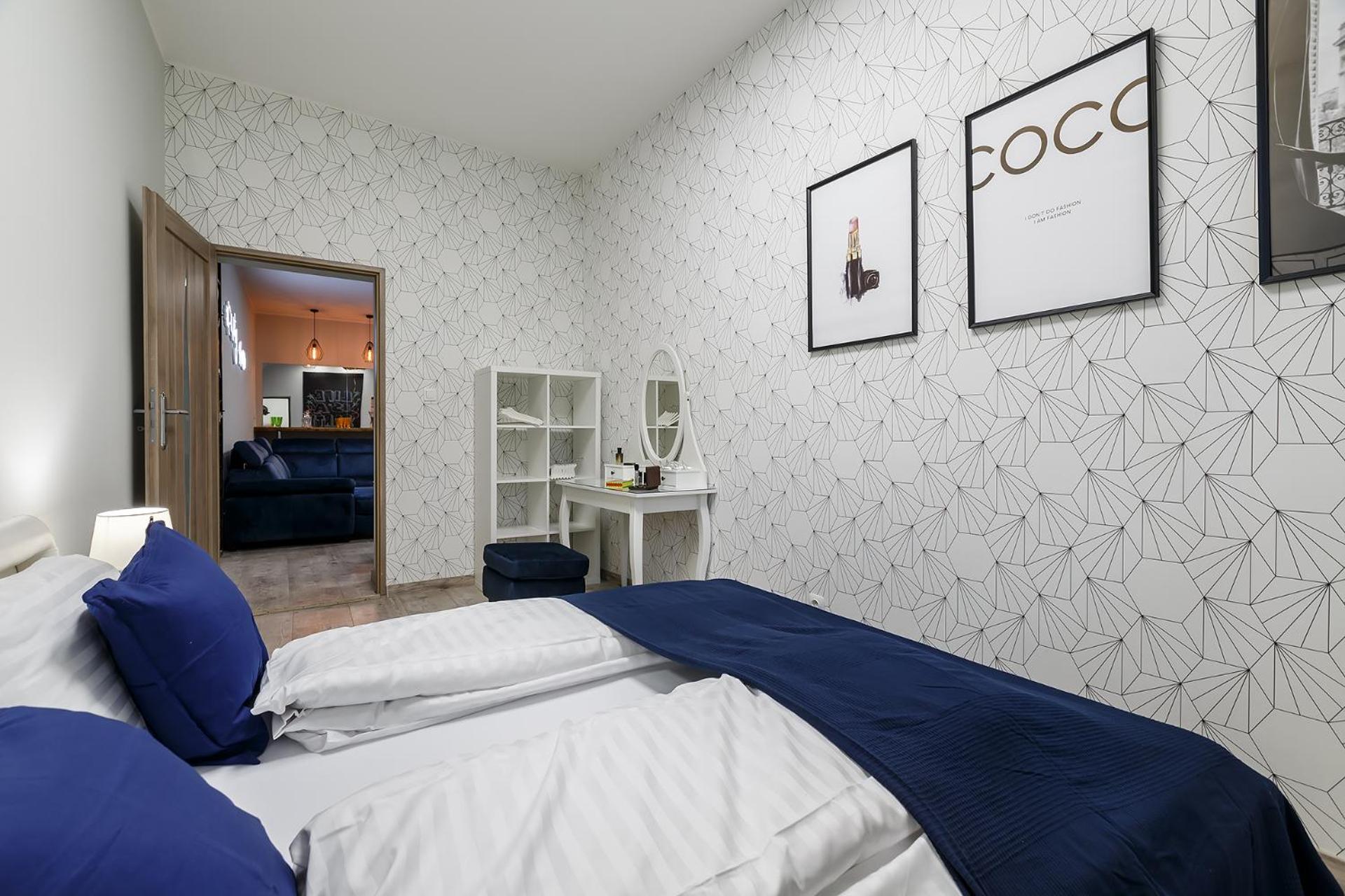 Two-Bedroom Apartment - Photo 44