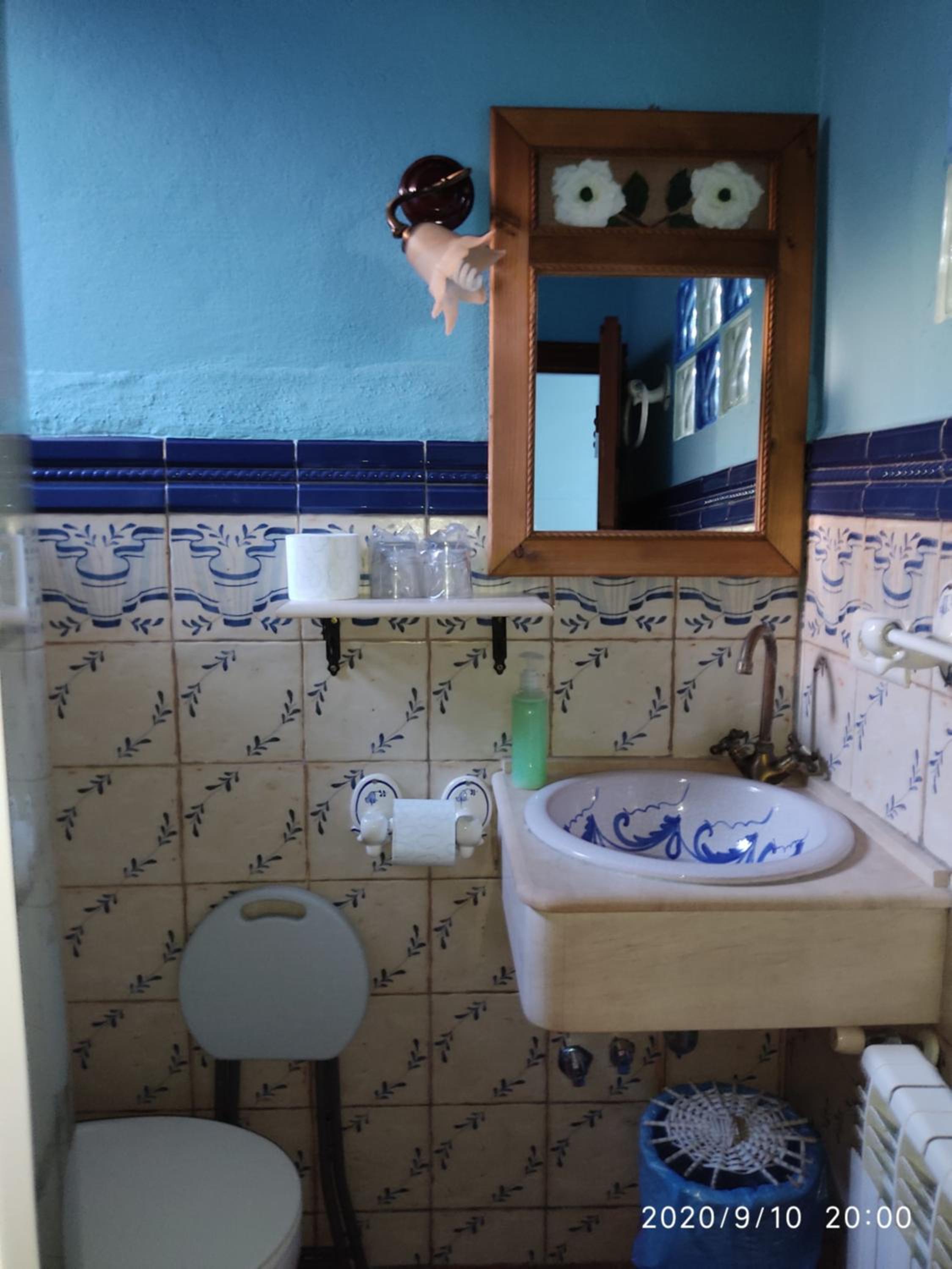 Double Room with Private Bathroom photo 2