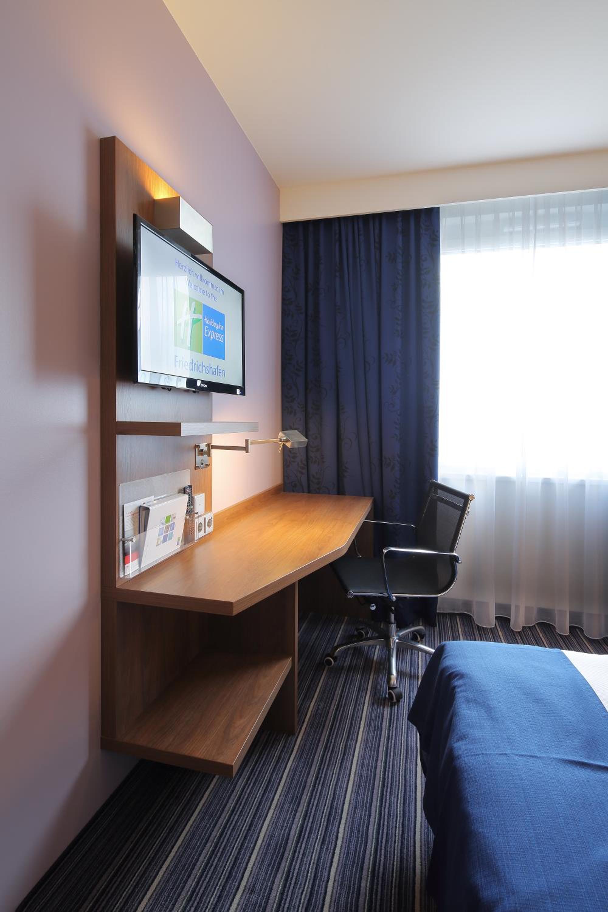 Standard Twin Room photo 2