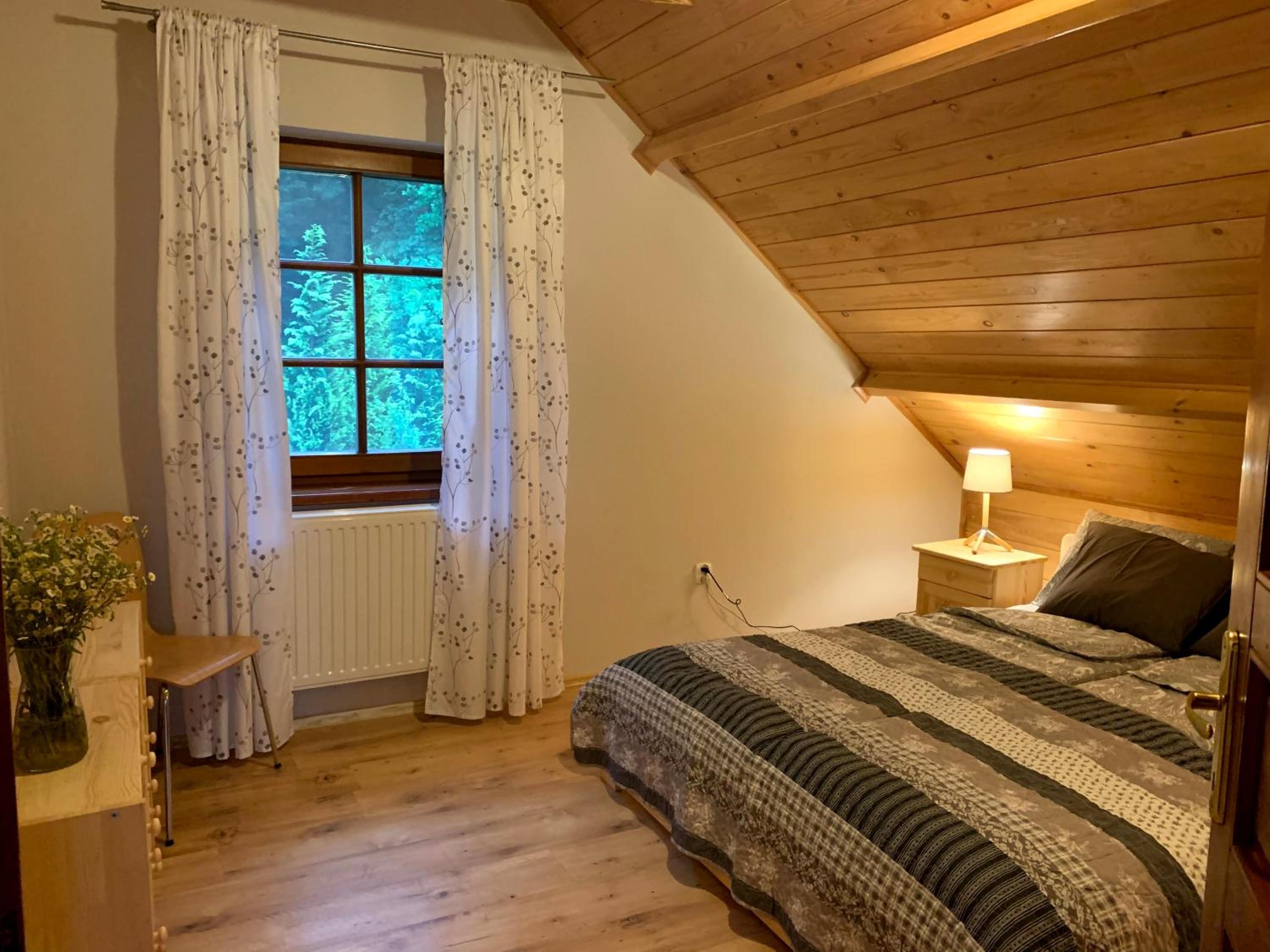 Four-Bedroom House - Photo 13